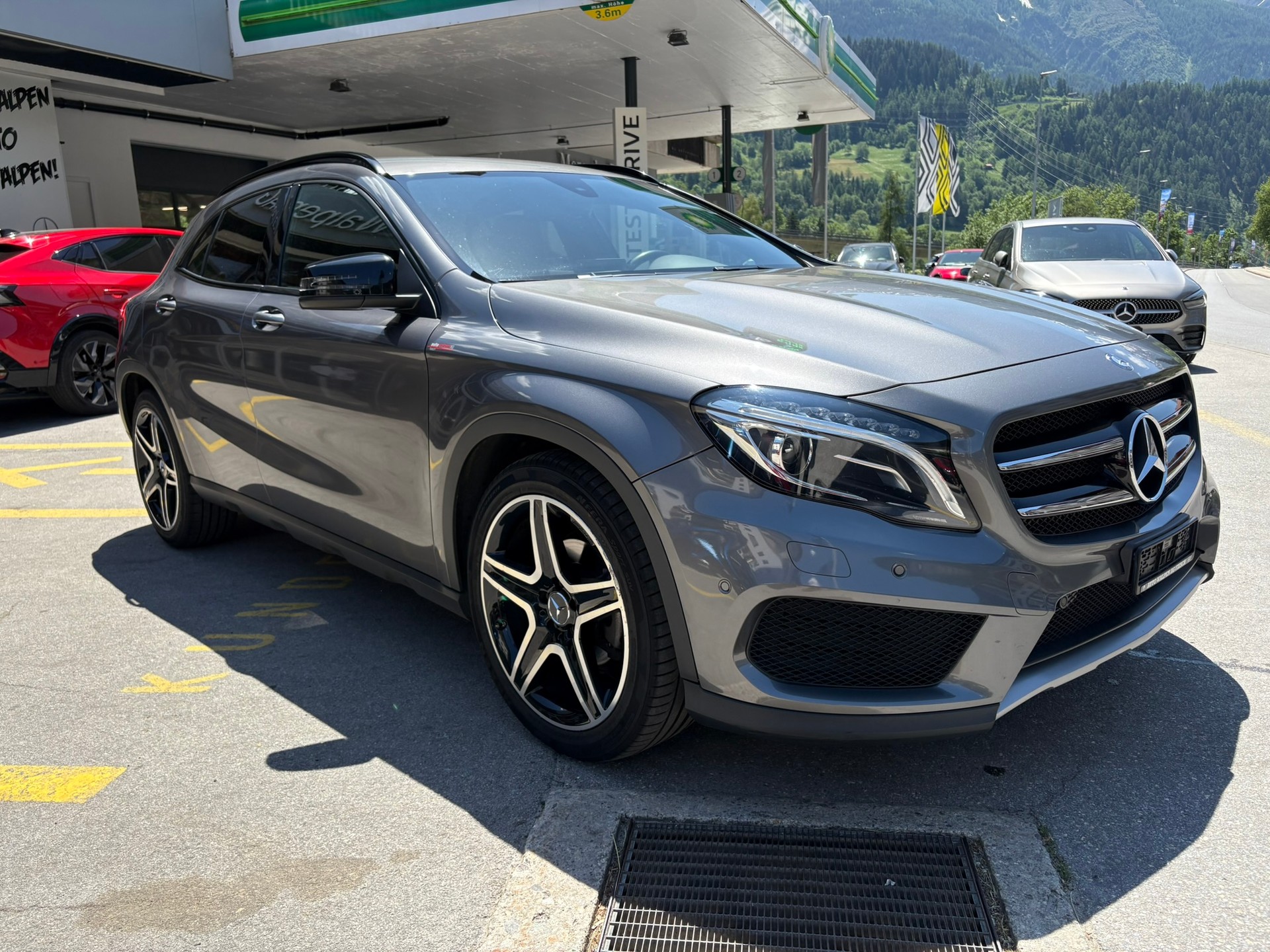 MERCEDES-BENZ GLA 200 CDI Swiss Edition 4 Matic-showroom-element-2