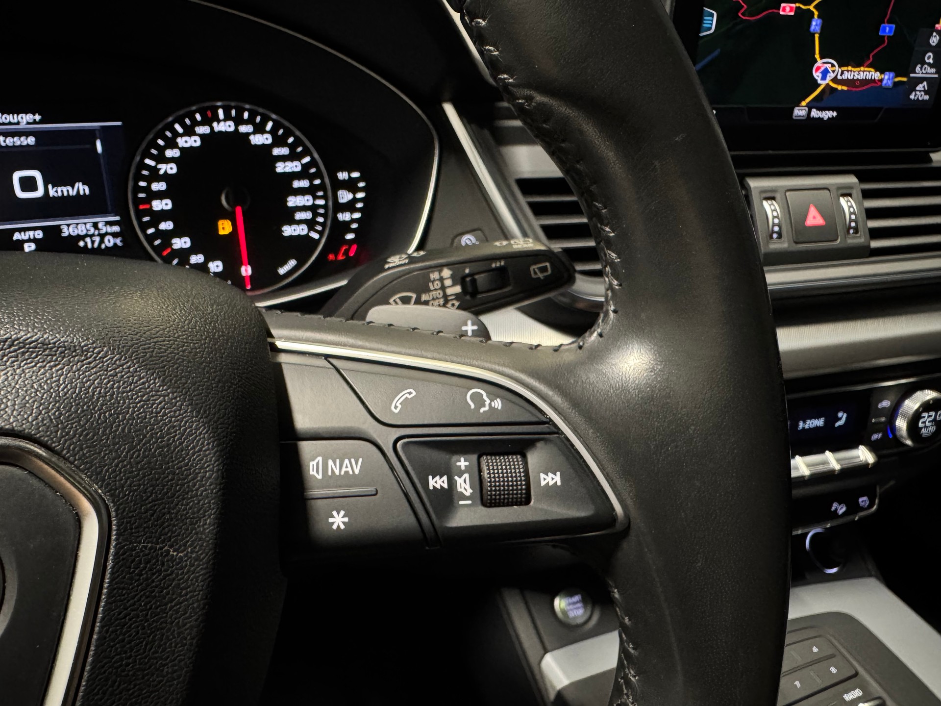 AUDI Q5 2.0 TFSI sport quattro S-tronic S-line (1)-image-12