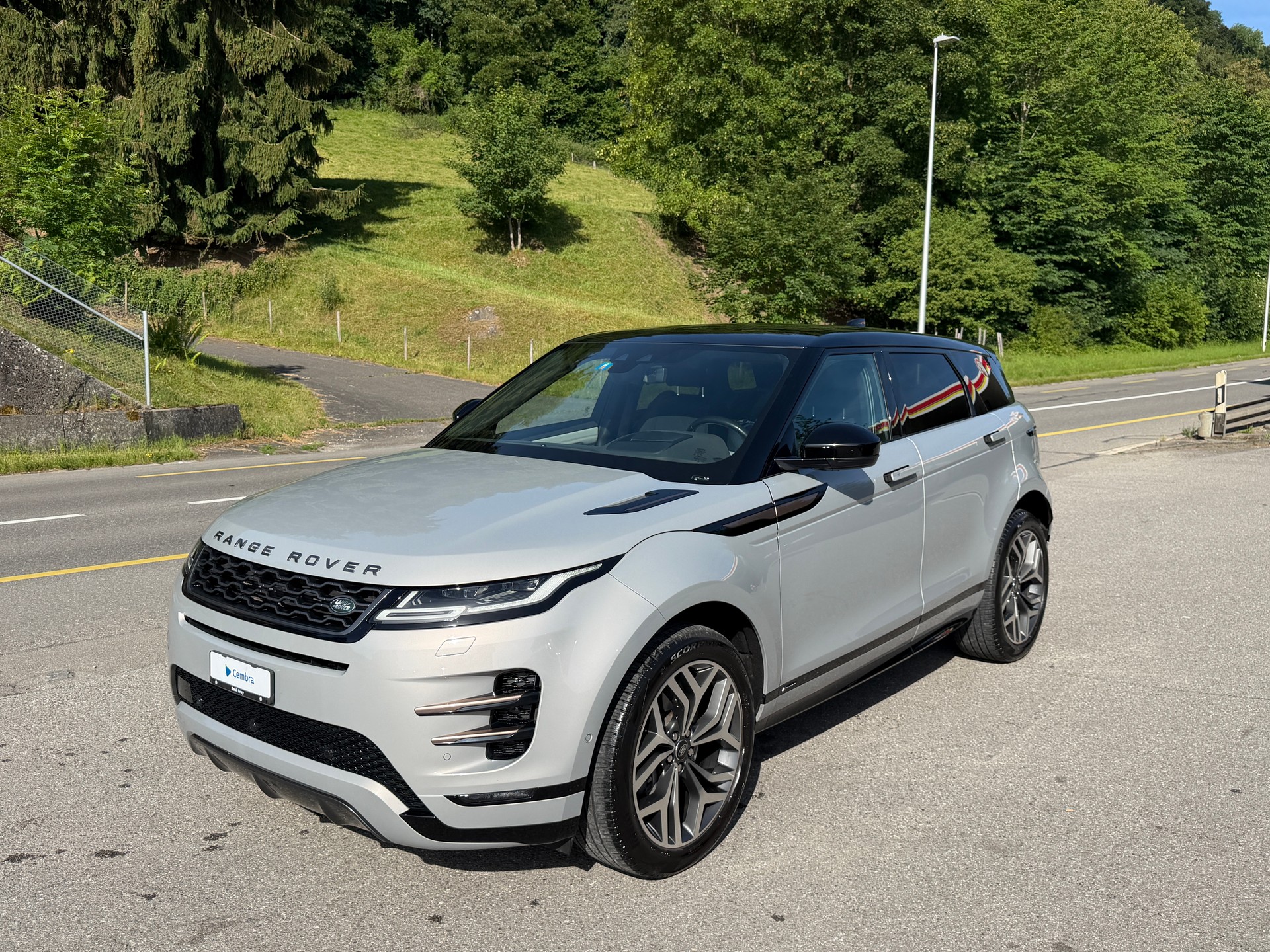 LAND ROVER Range Rover Evoque R-Dyn First Edi P 250 HSE AT9-image-1