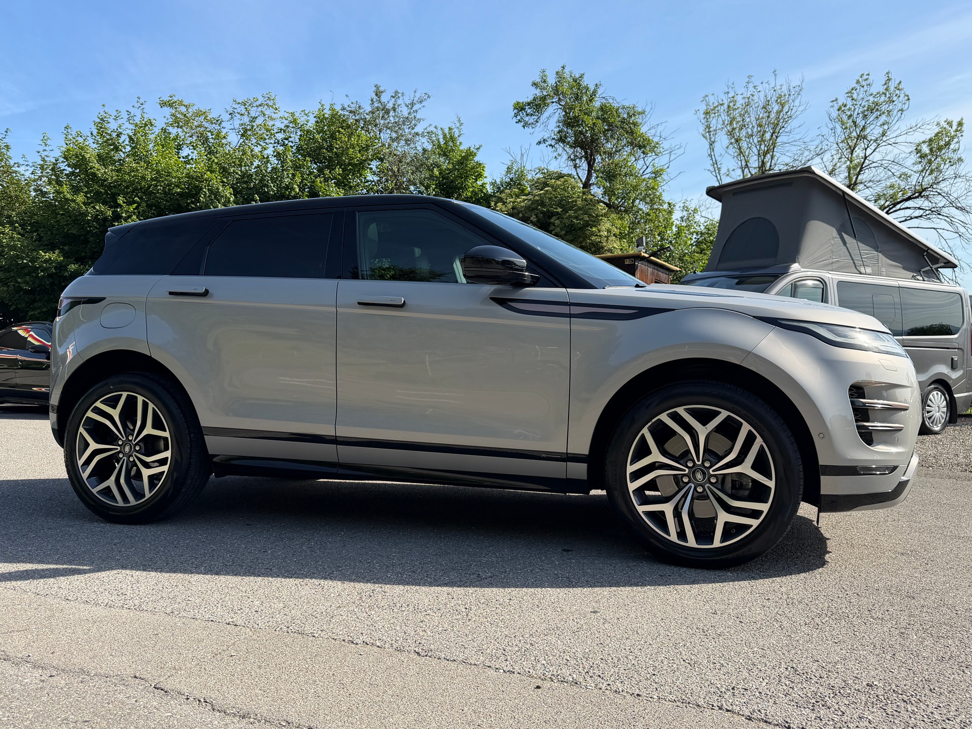 LAND ROVER Range Rover Evoque R-Dyn First Edi P 250 HSE AT9-image-6