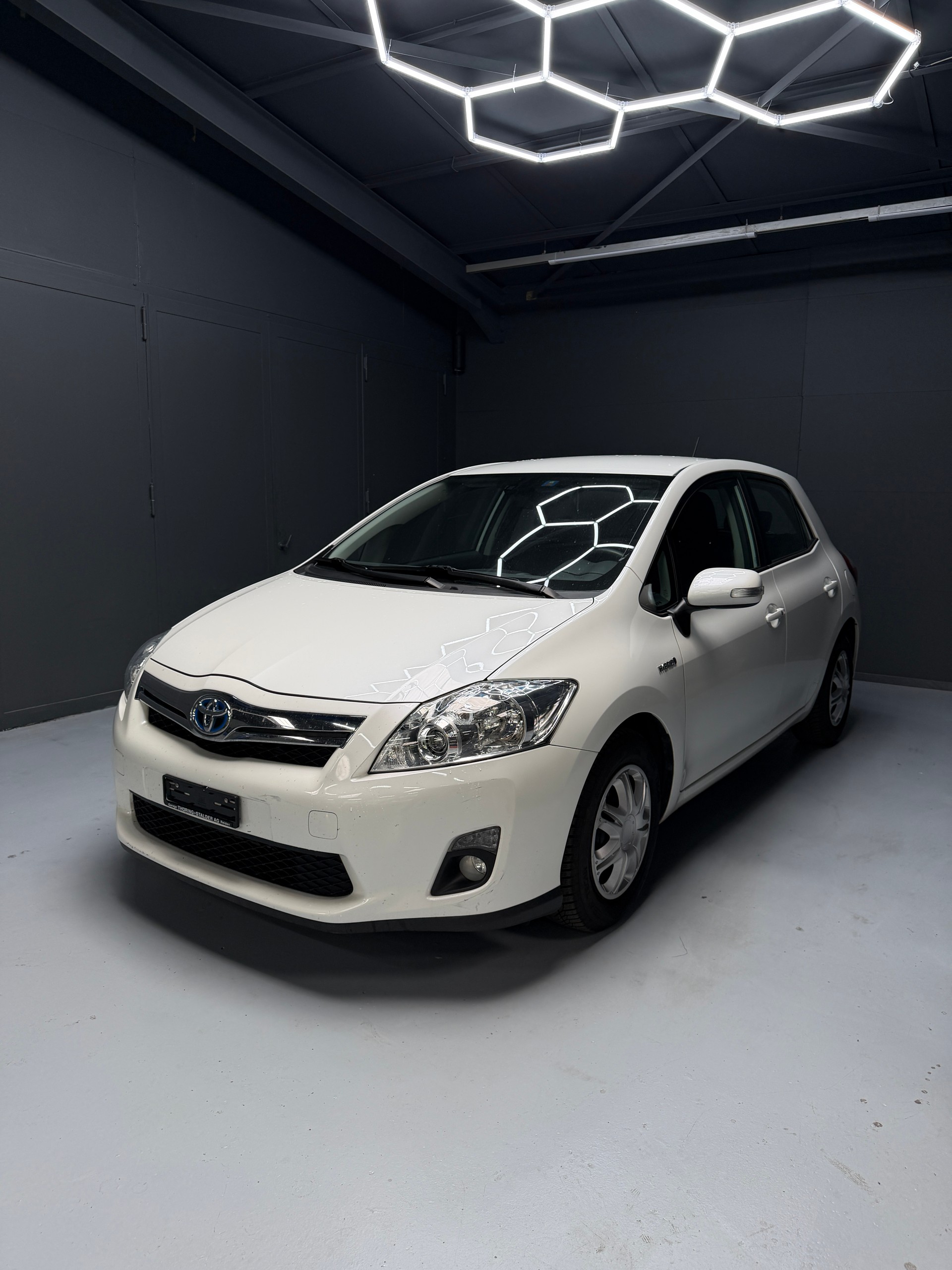 TOYOTA Auris 1.8 16V HSD Linea Sol Premium