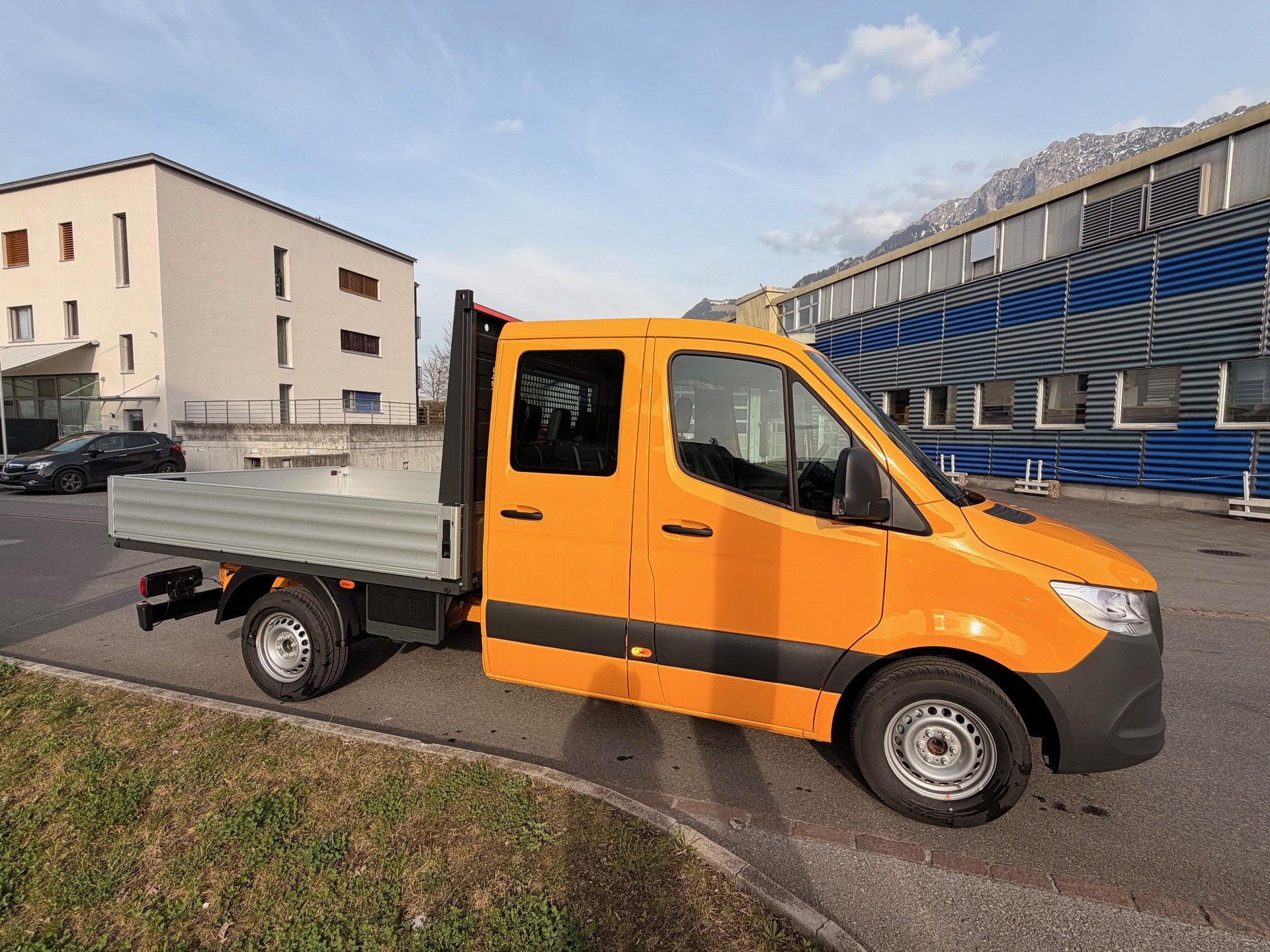 MERCEDES-BENZ Sprinter 315 DKab.-Ch. 3665 S 2.0 CDI 150 Base-showroom-element-2