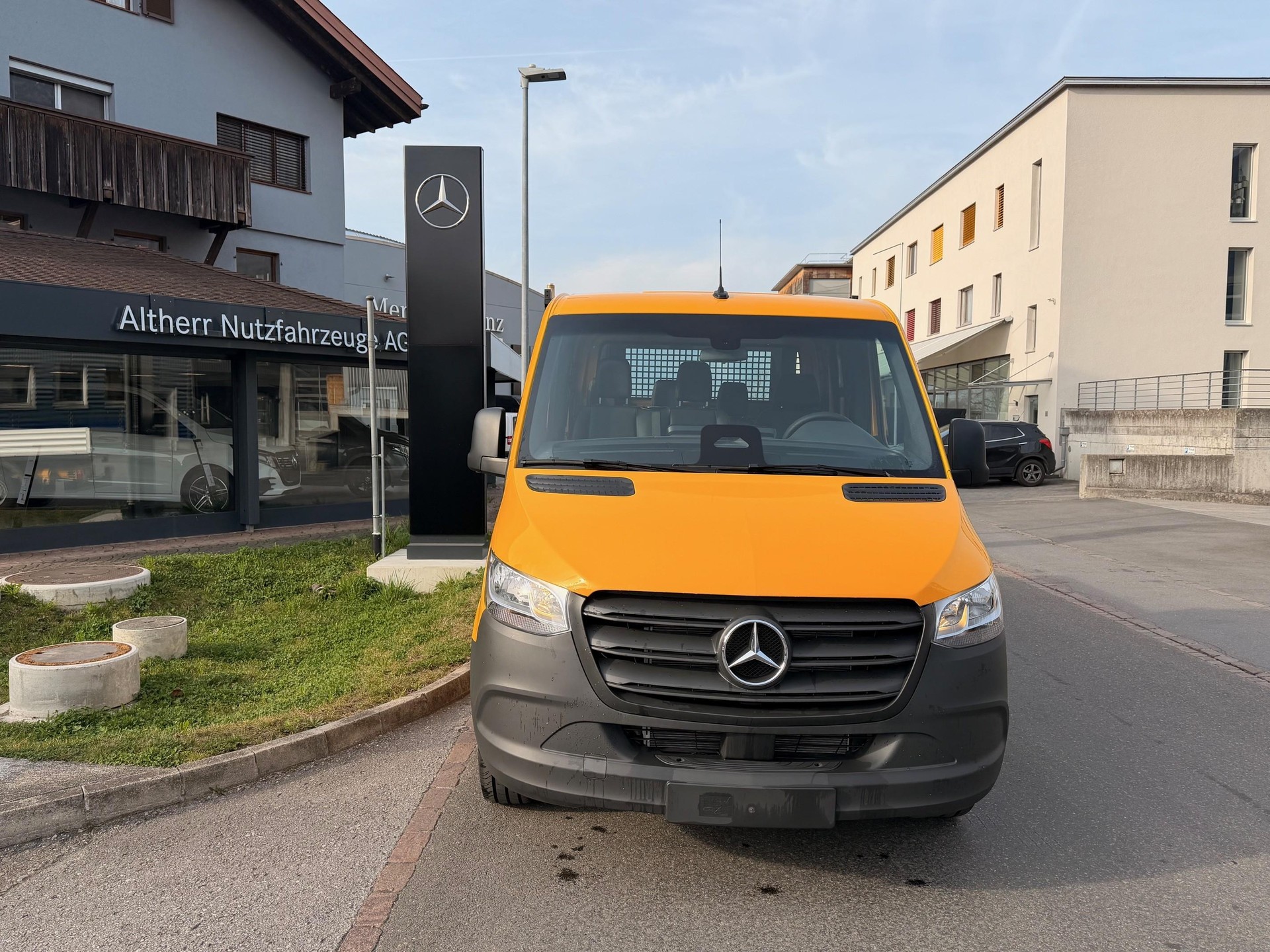 MERCEDES-BENZ Sprinter 315 DKab.-Ch. 3665 S 2.0 CDI 150 Base-showroom-element-1