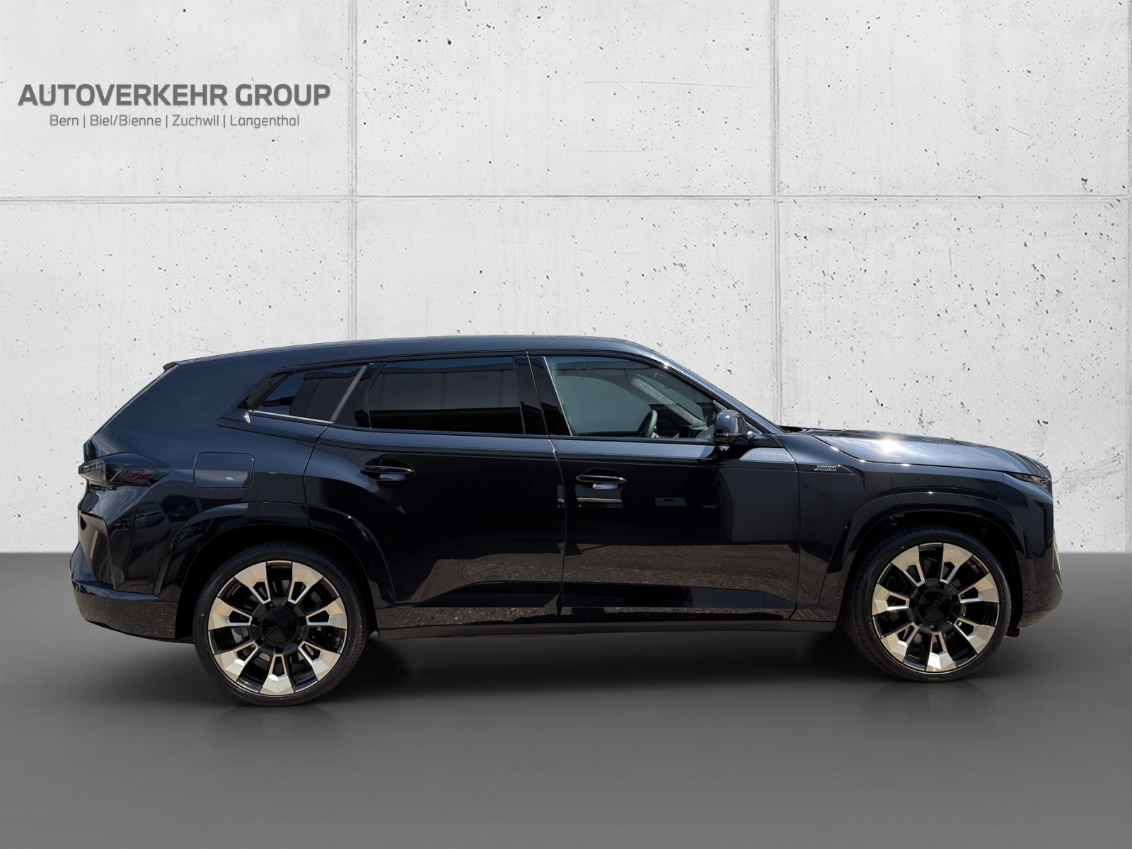 BMW XM xDrive 50e PHEV-image-5
