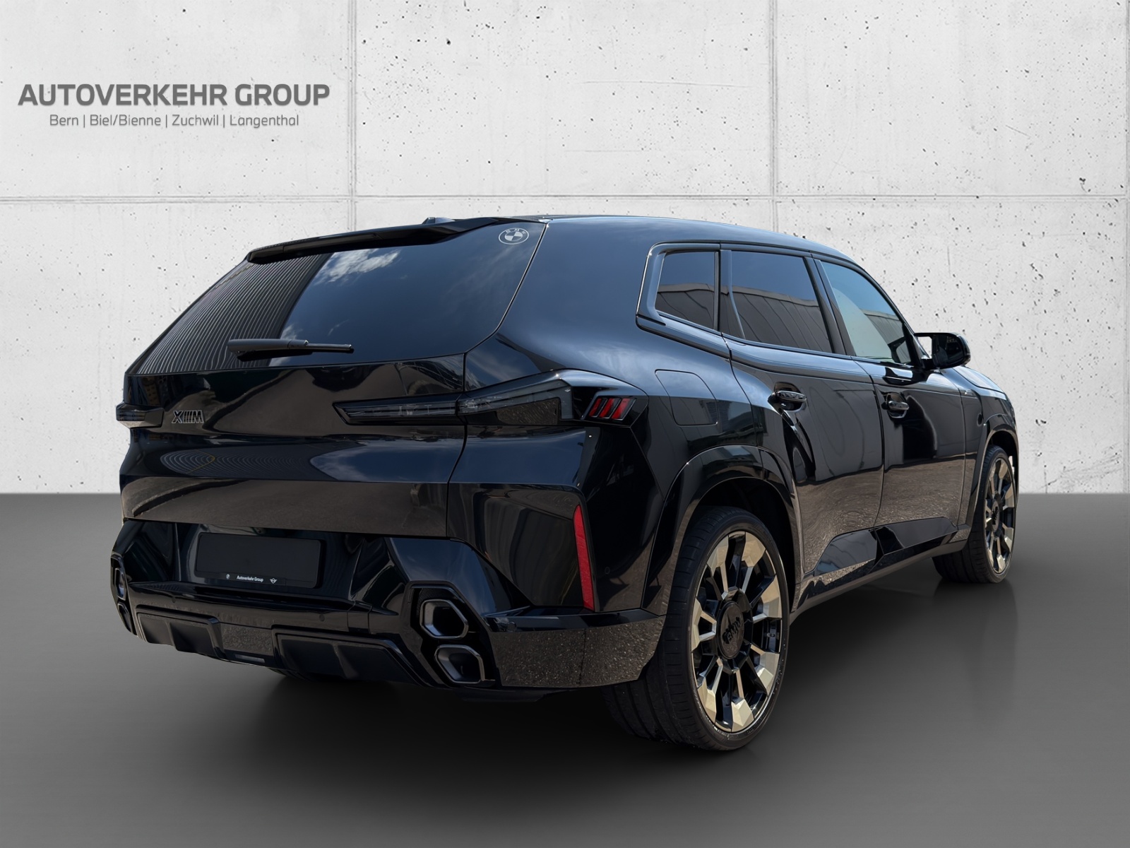 BMW XM xDrive 50e PHEV-image-4