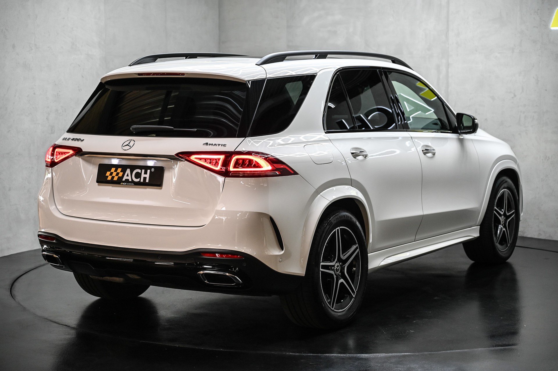 MERCEDES-BENZ GLE 400 d AMG Line 4matic-image-8