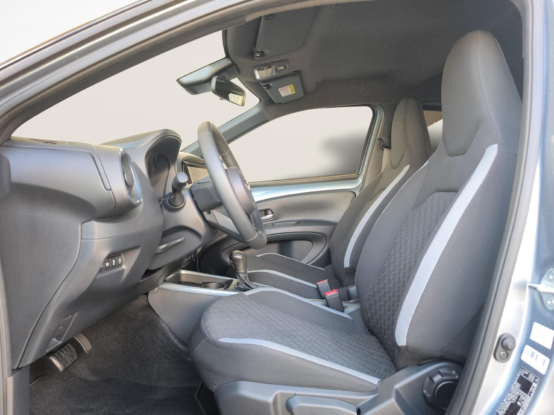 TOYOTA Aygo X 1.0 VVT-i Trend-image-13