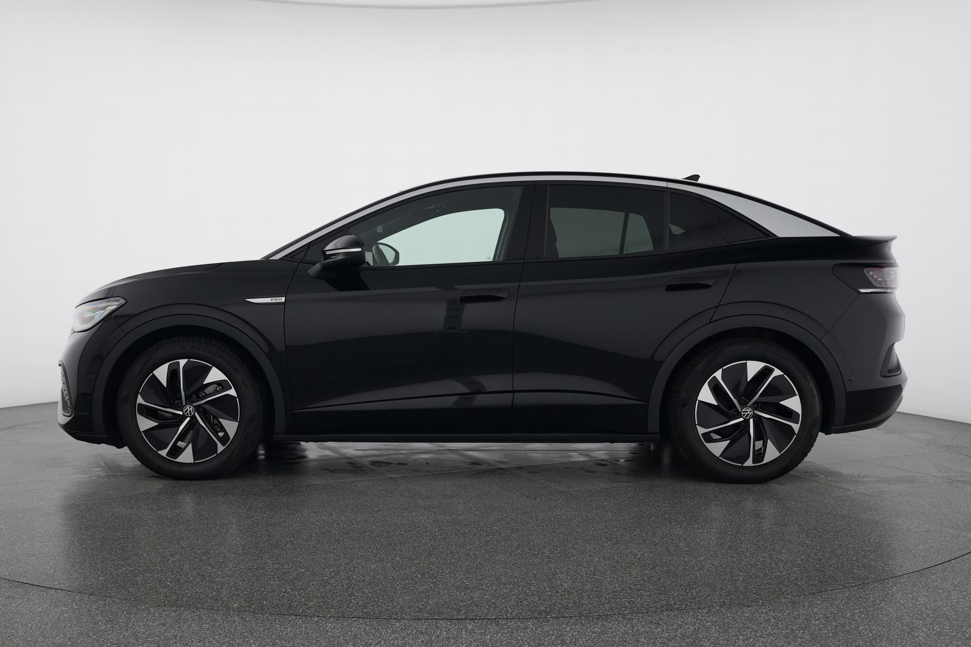 VW ID.5 Pro Performance 77 kWh-showroom-element-3