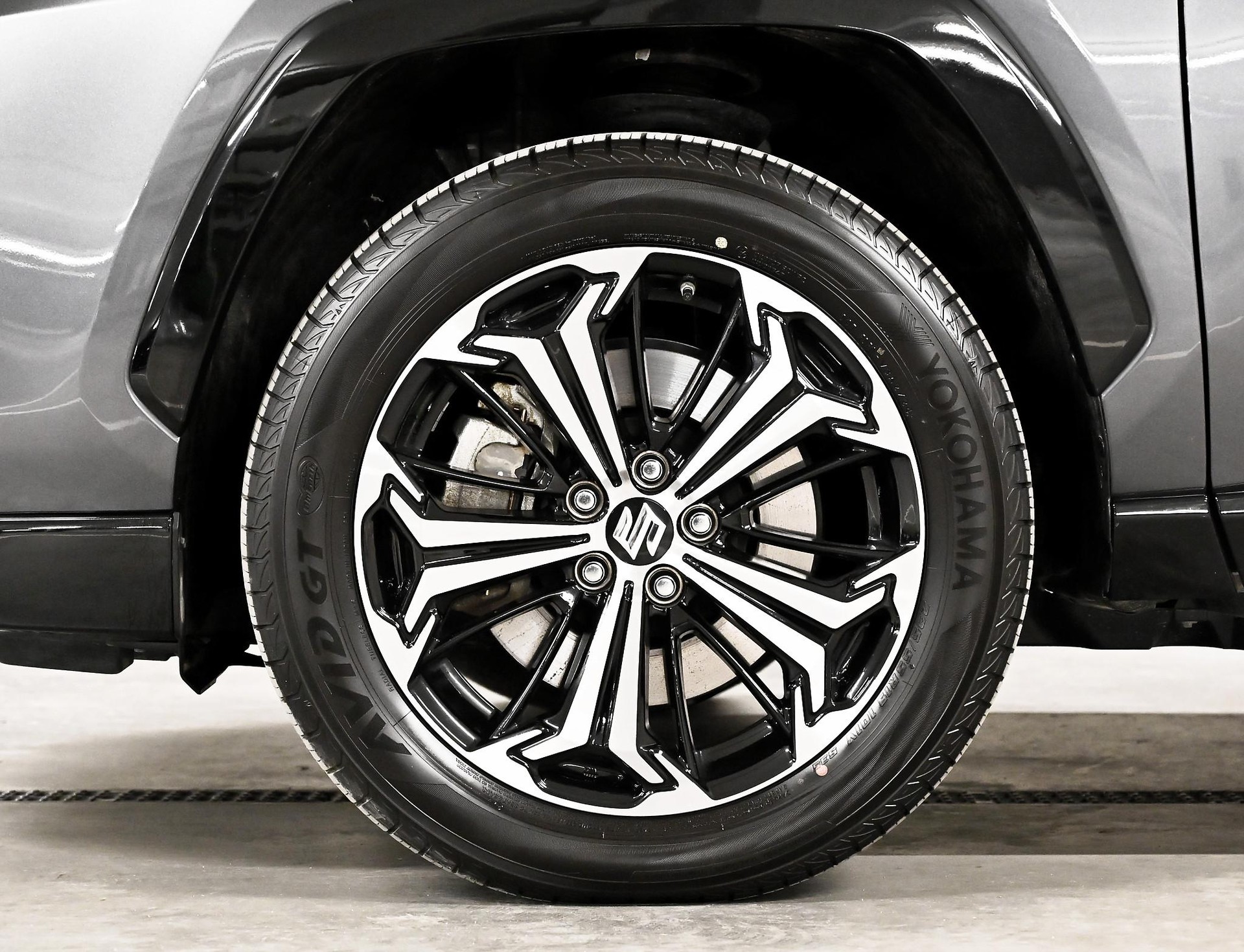SUZUKI Across 2.5 PHEV Compact Top 4x4-image-12