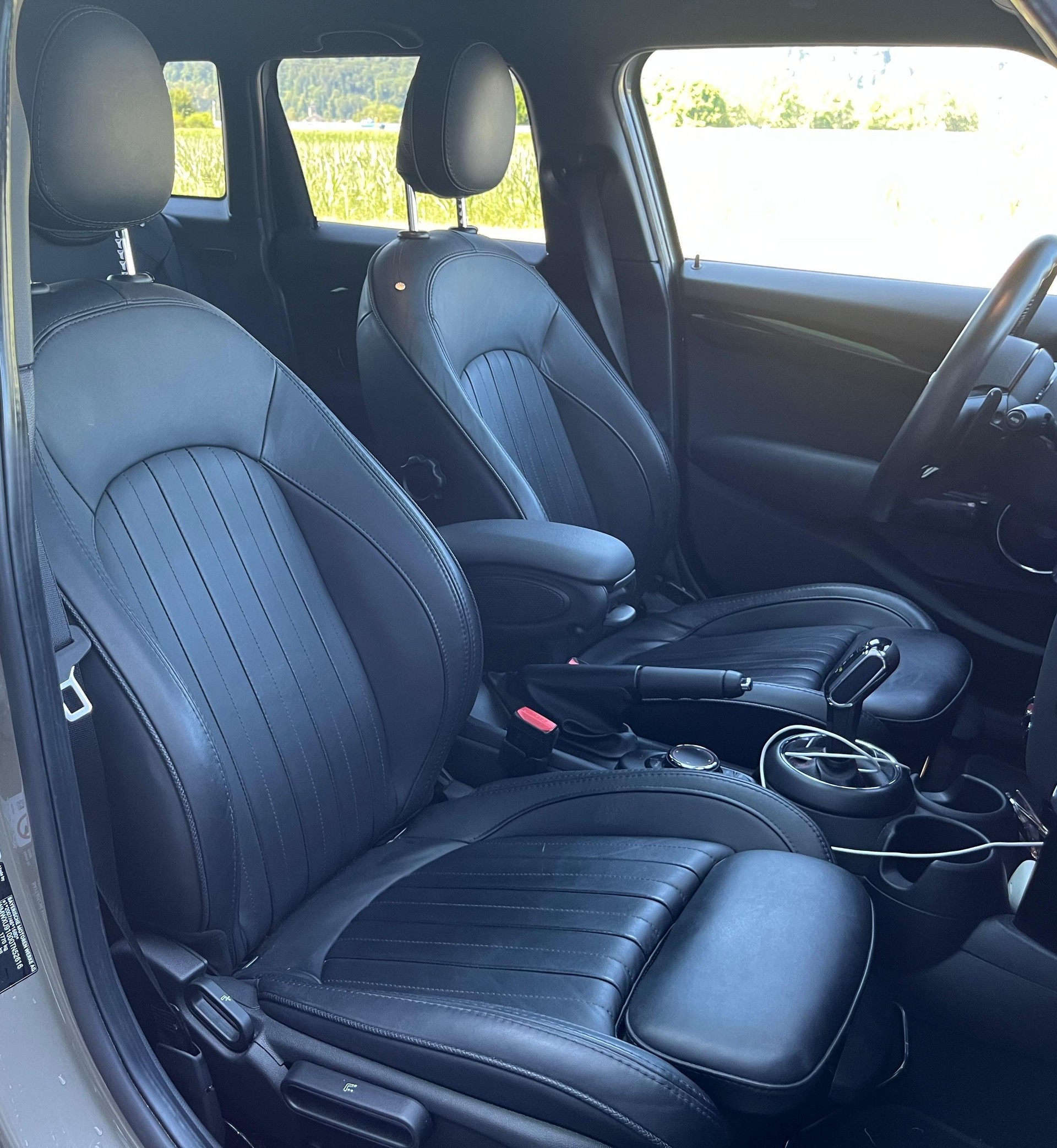 MINI Cooper S Steptronic DKG 5 portes-image-10