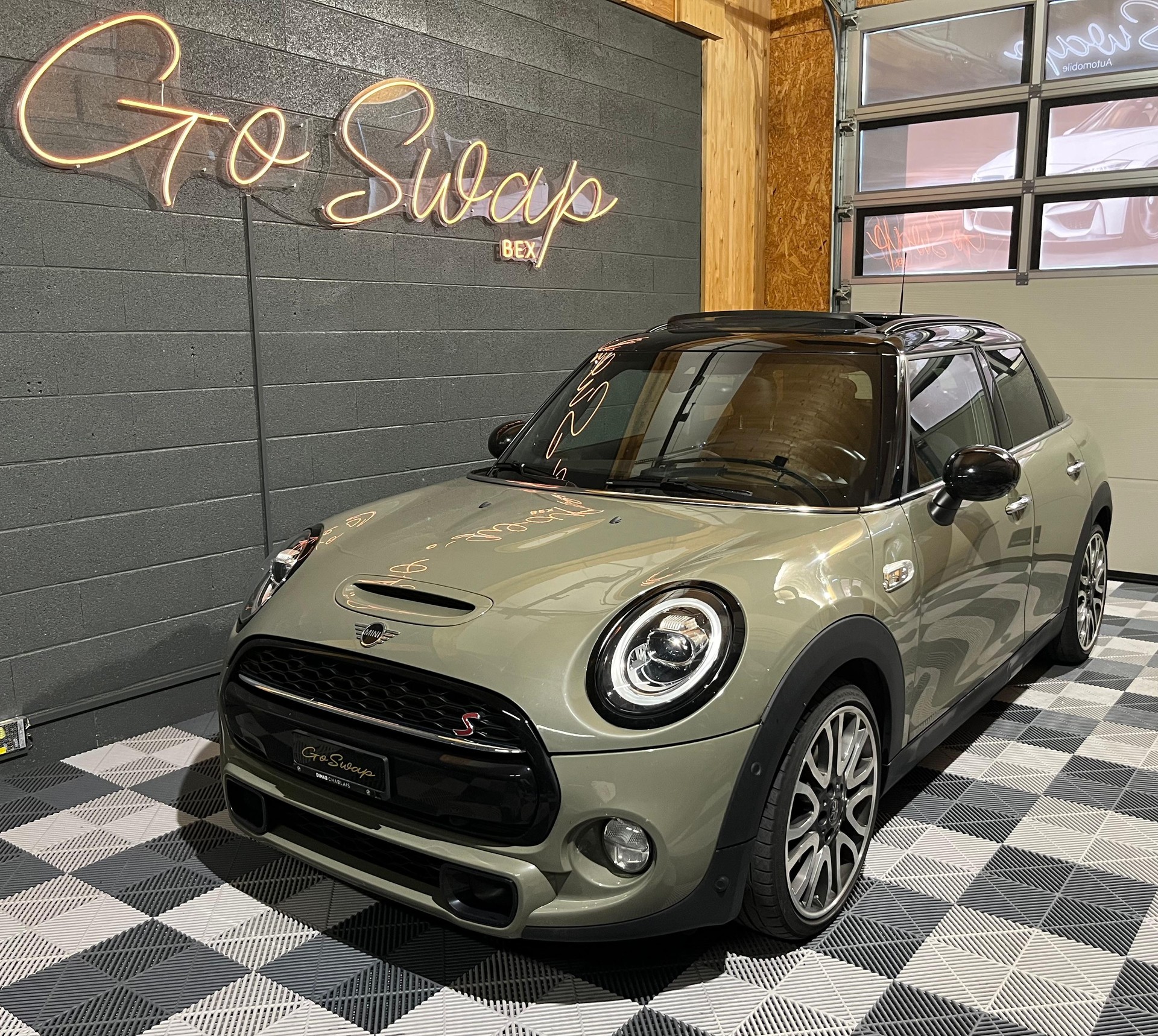 MINI Cooper S Steptronic DKG 5 portes-image-4