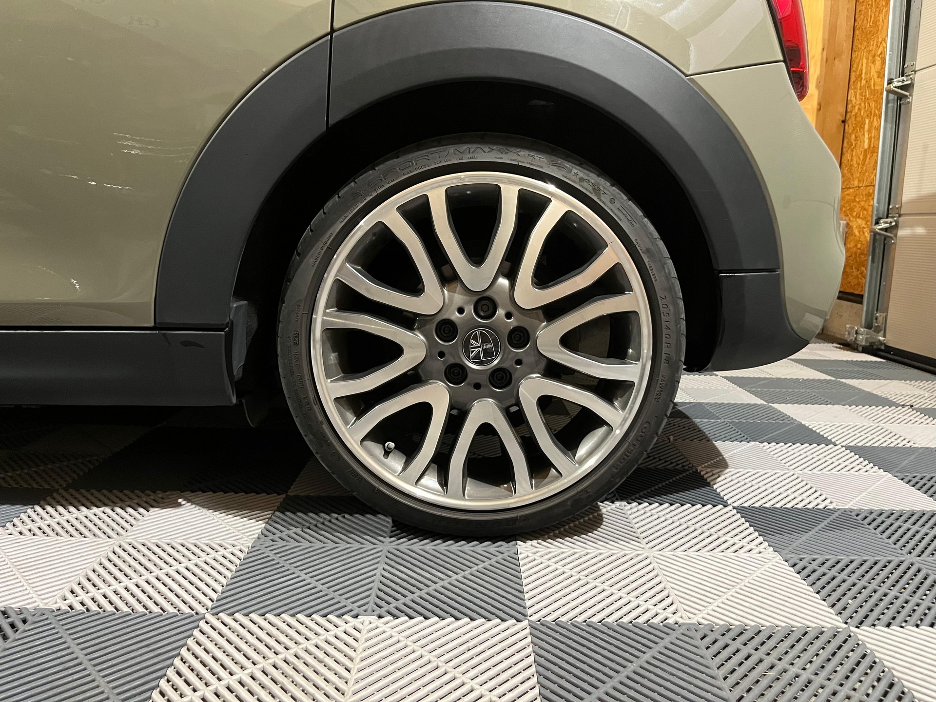 MINI Cooper S Steptronic DKG 5 portes-image-19
