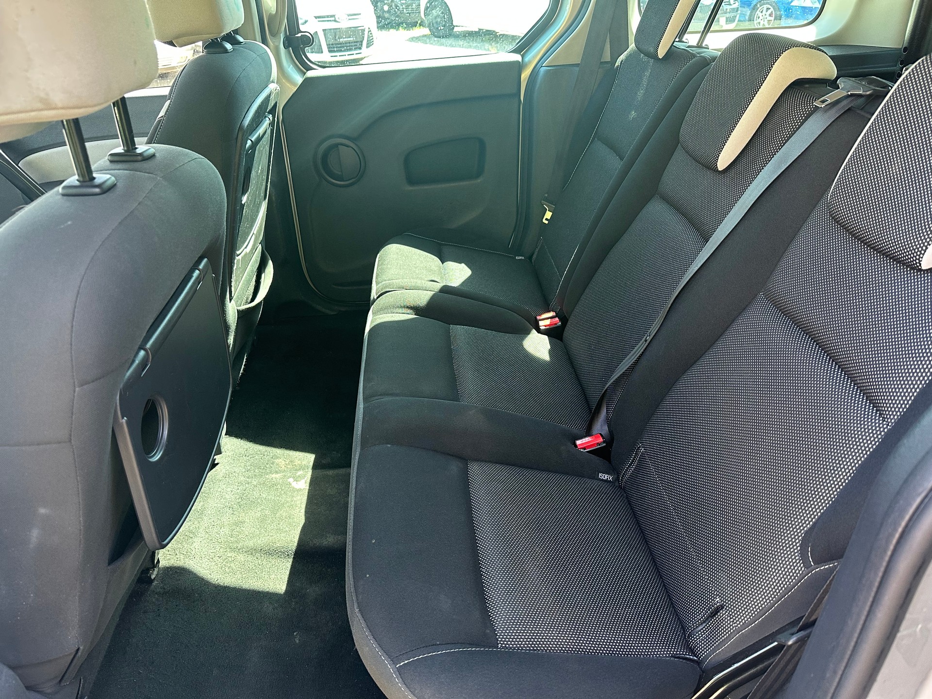 RENAULT Kangoo 1.6 16V Swiss Edition Automatic-image-10