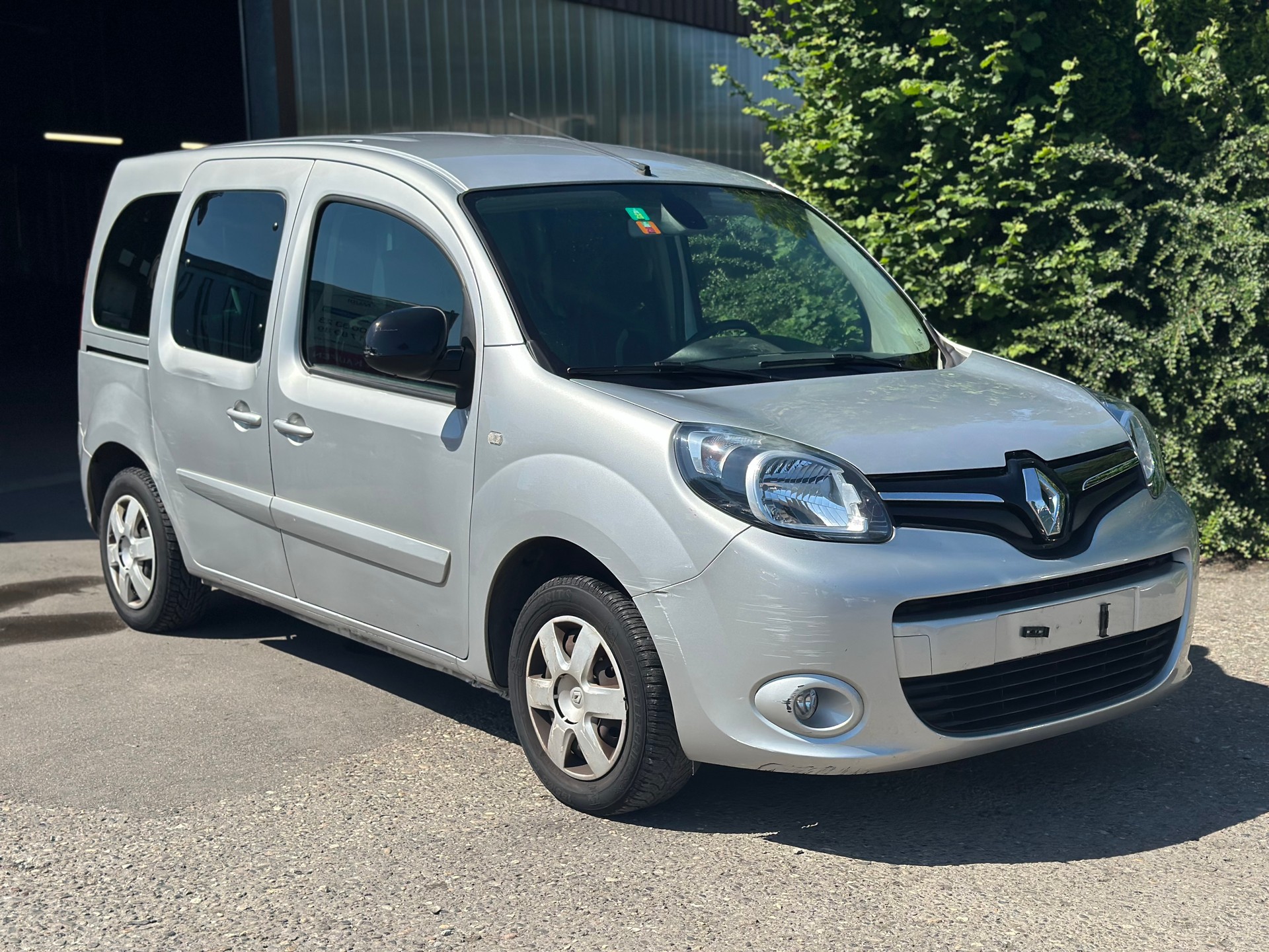 RENAULT Kangoo 1.6 16V Swiss Edition Automatic