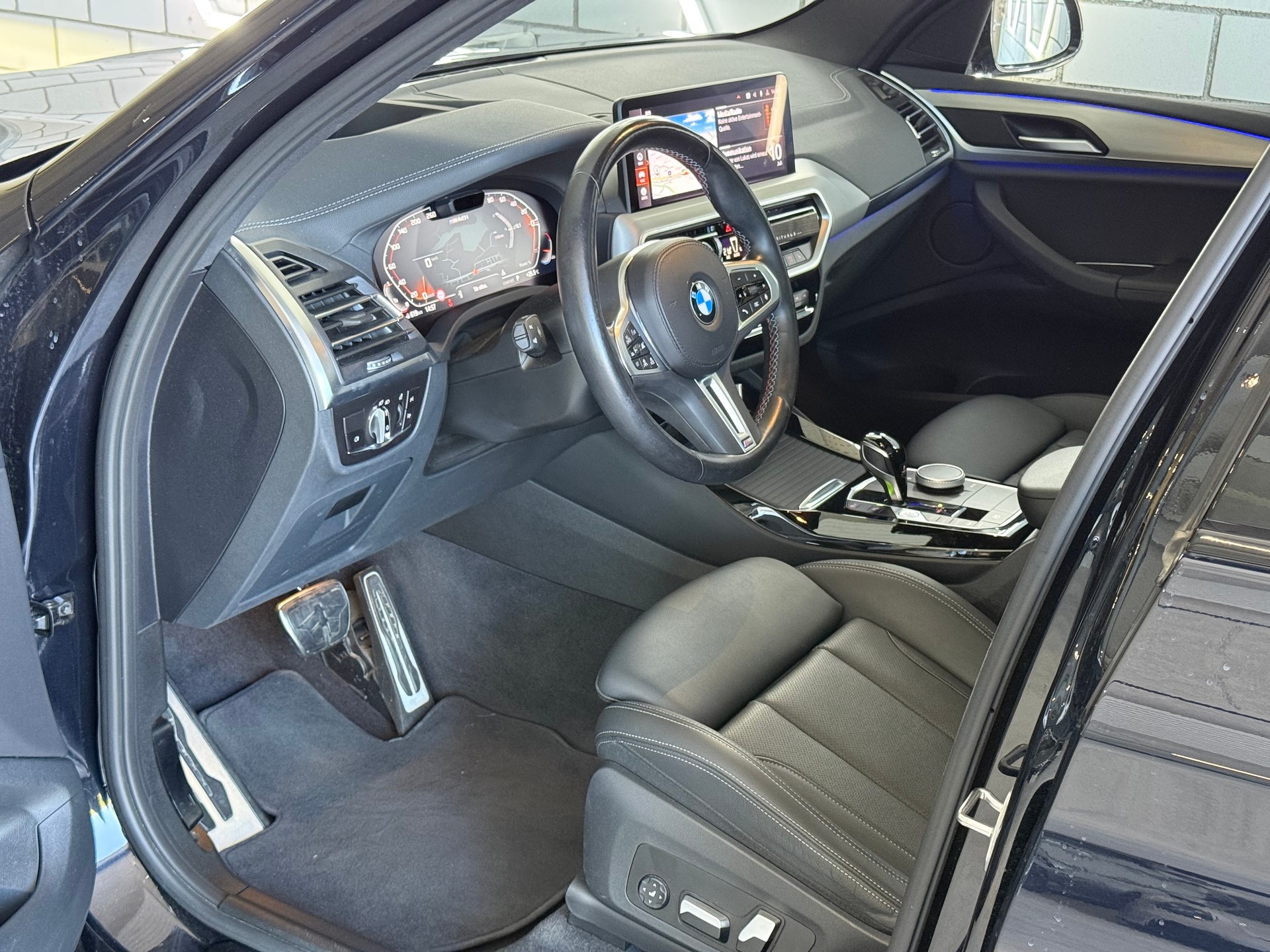 BMW X3 M40i Travel-image-4