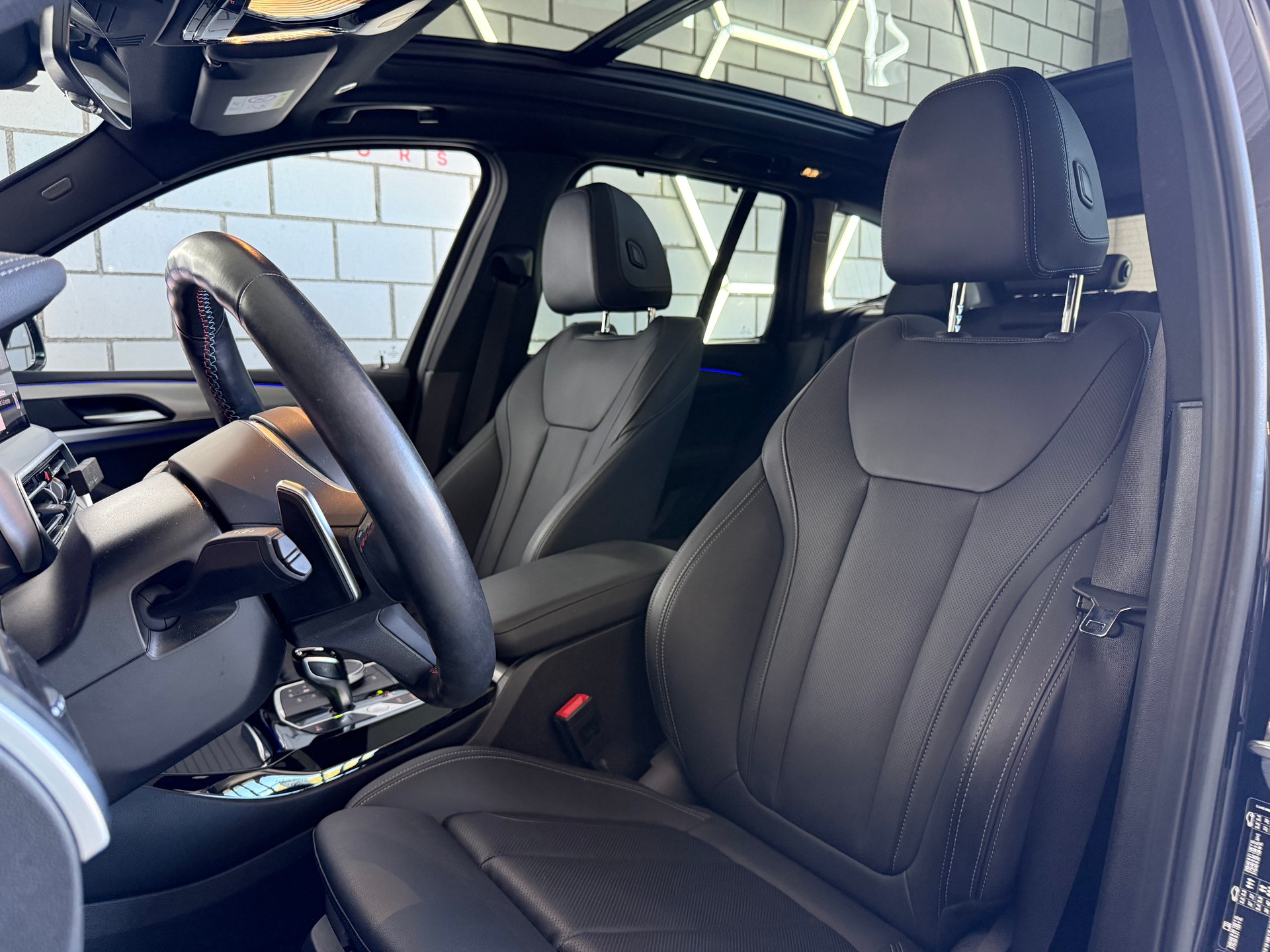 BMW X3 M40i Travel-image-11