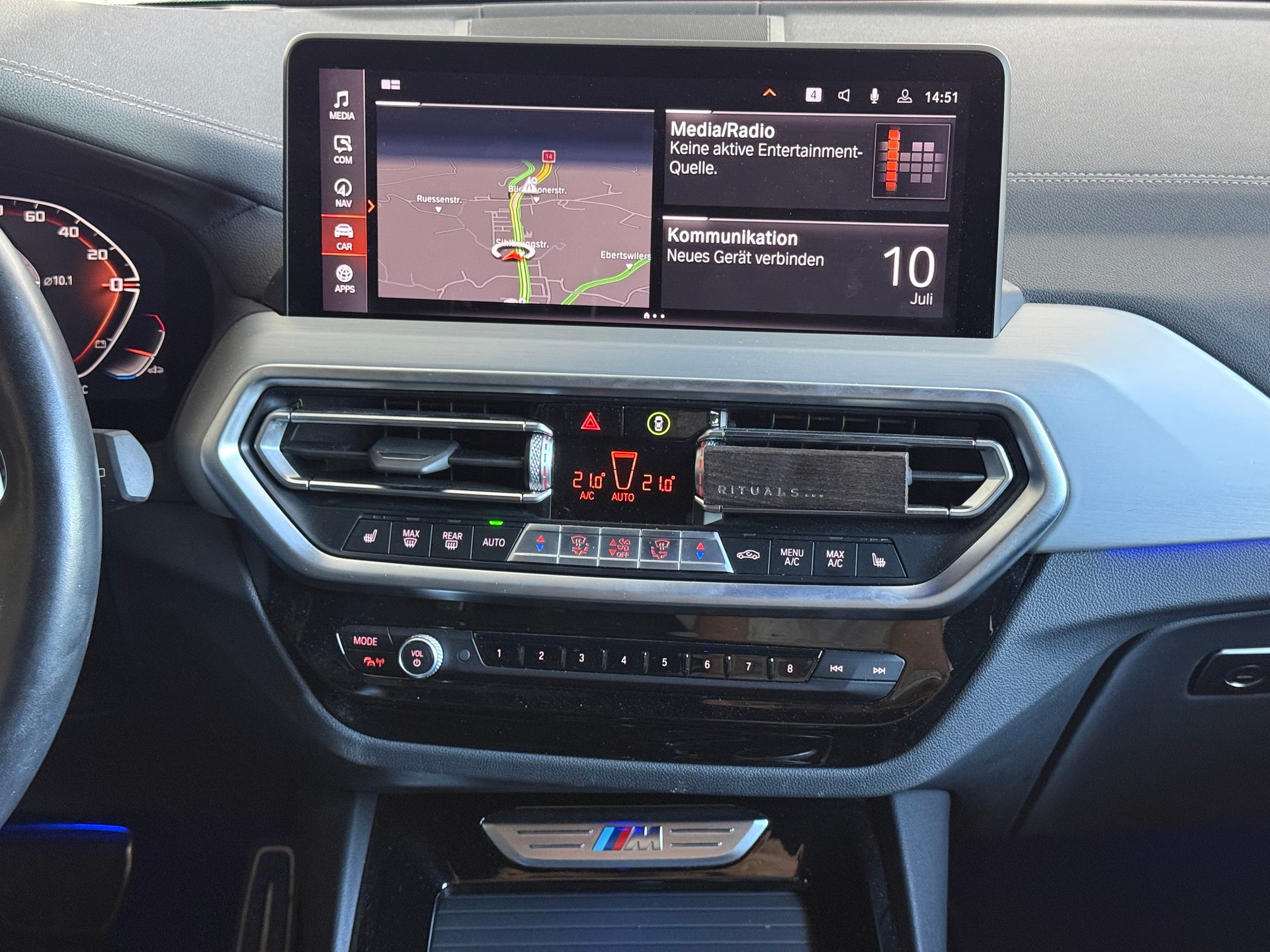 BMW X3 M40i Travel-image-9
