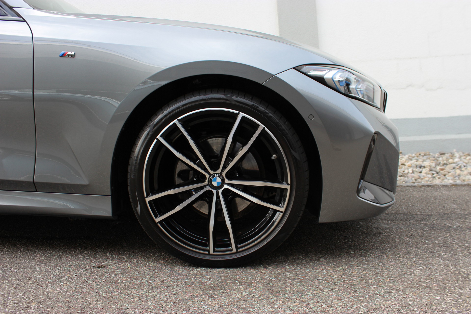 BMW 320d xDrive 48V Touring M SPORTPAKET-image-19