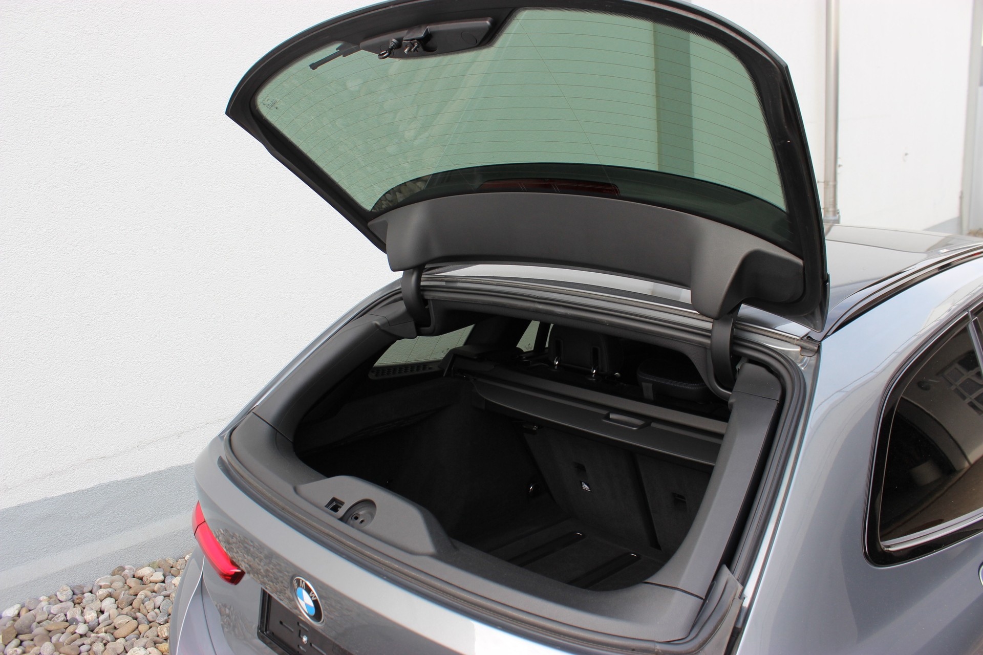 BMW 320d xDrive 48V Touring M SPORTPAKET-image-6
