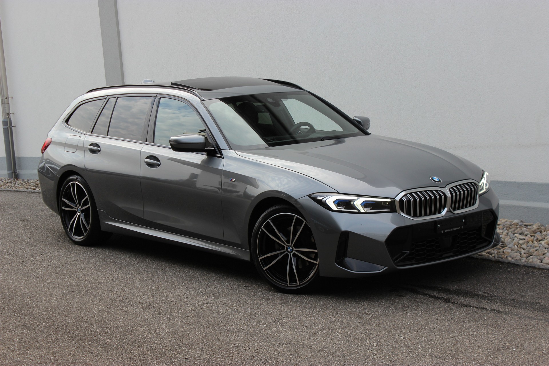BMW 320d xDrive 48V Touring M SPORTPAKET