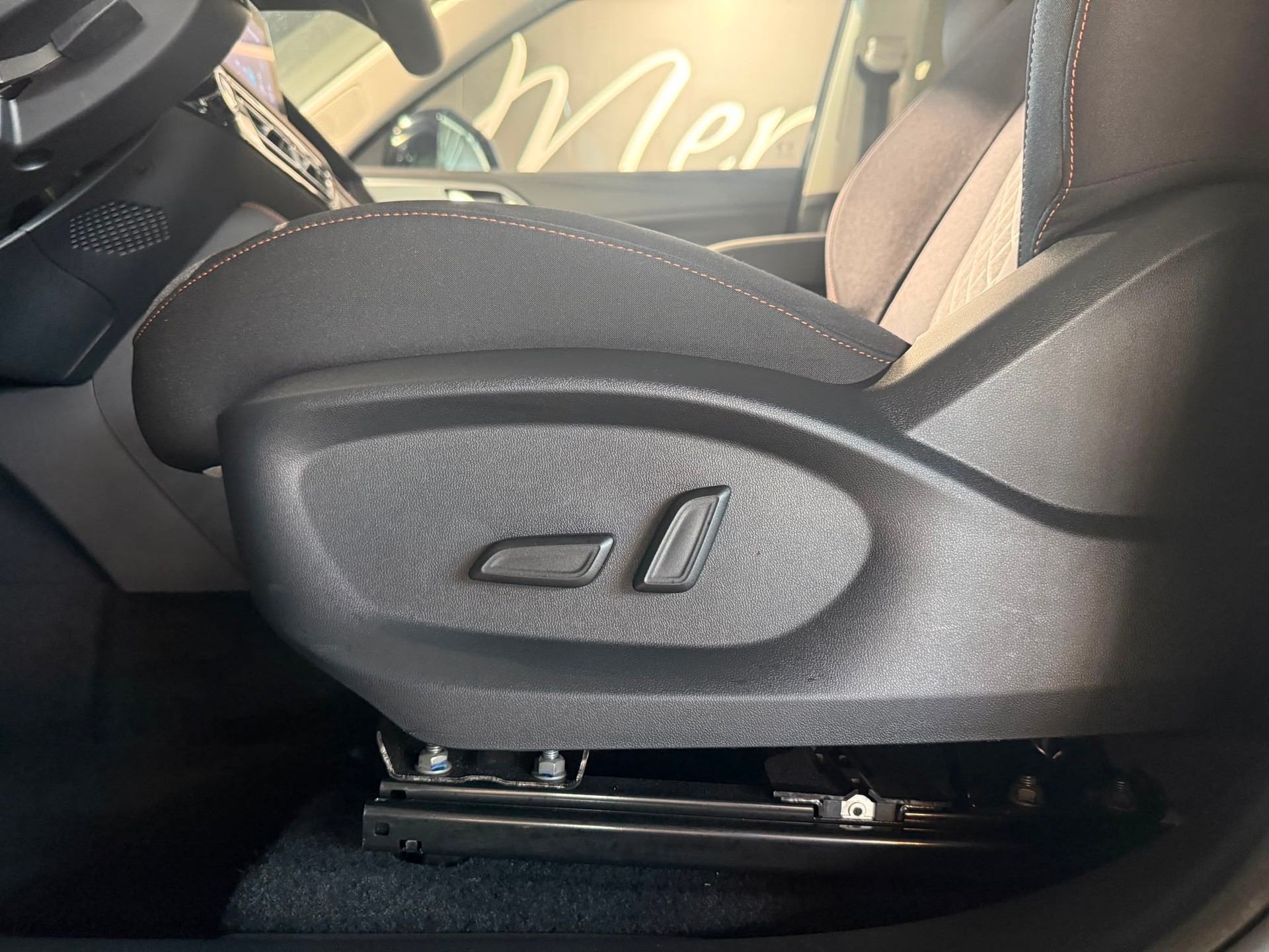 MG HS 1.5 T PHEV Comfort-image-7
