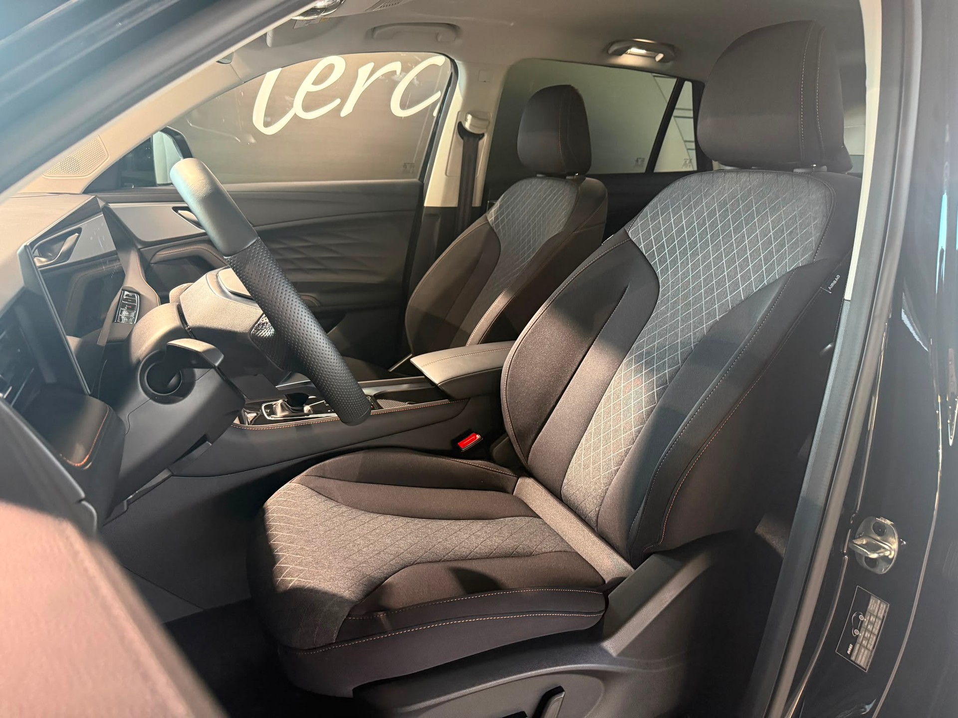 MG HS 1.5 T PHEV Comfort-image-6