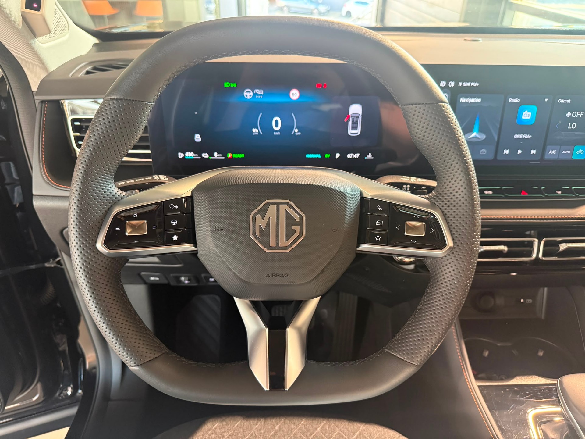 MG HS 1.5 T PHEV Comfort-image-14