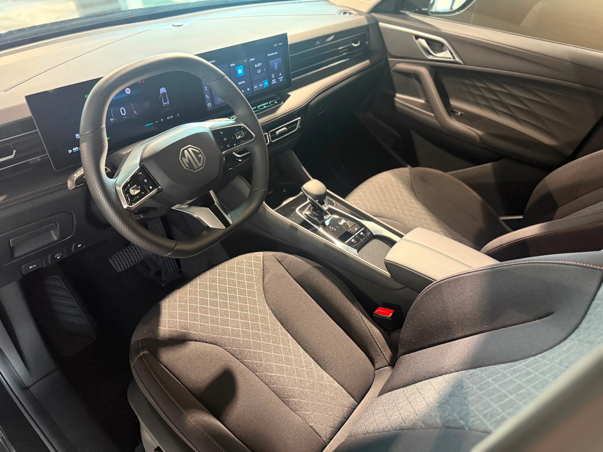 MG HS 1.5 T PHEV Comfort-image-10