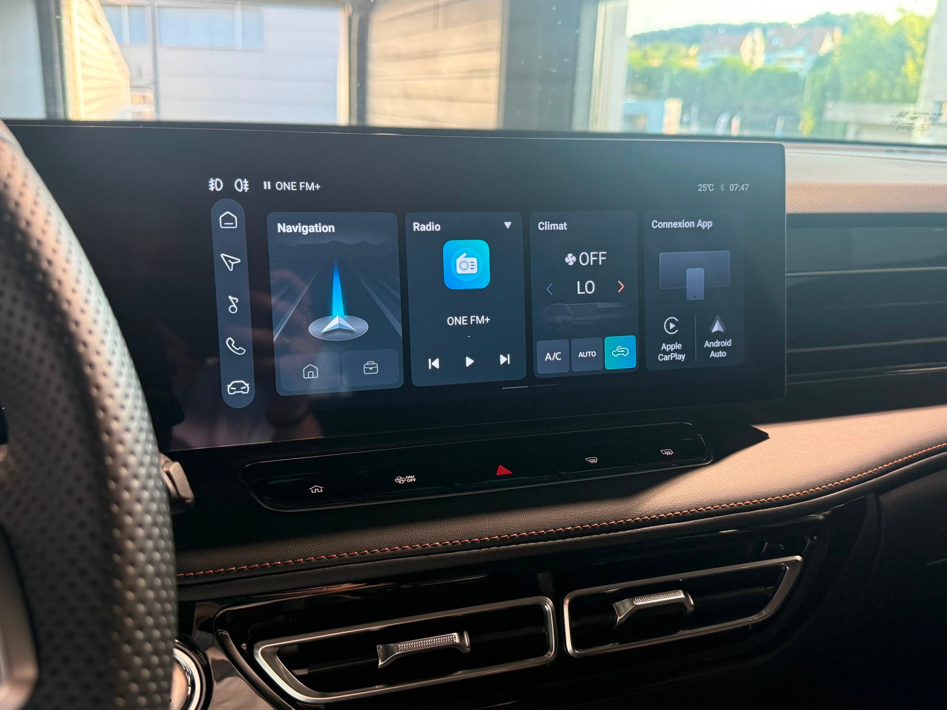 MG HS 1.5 T PHEV Comfort-image-18
