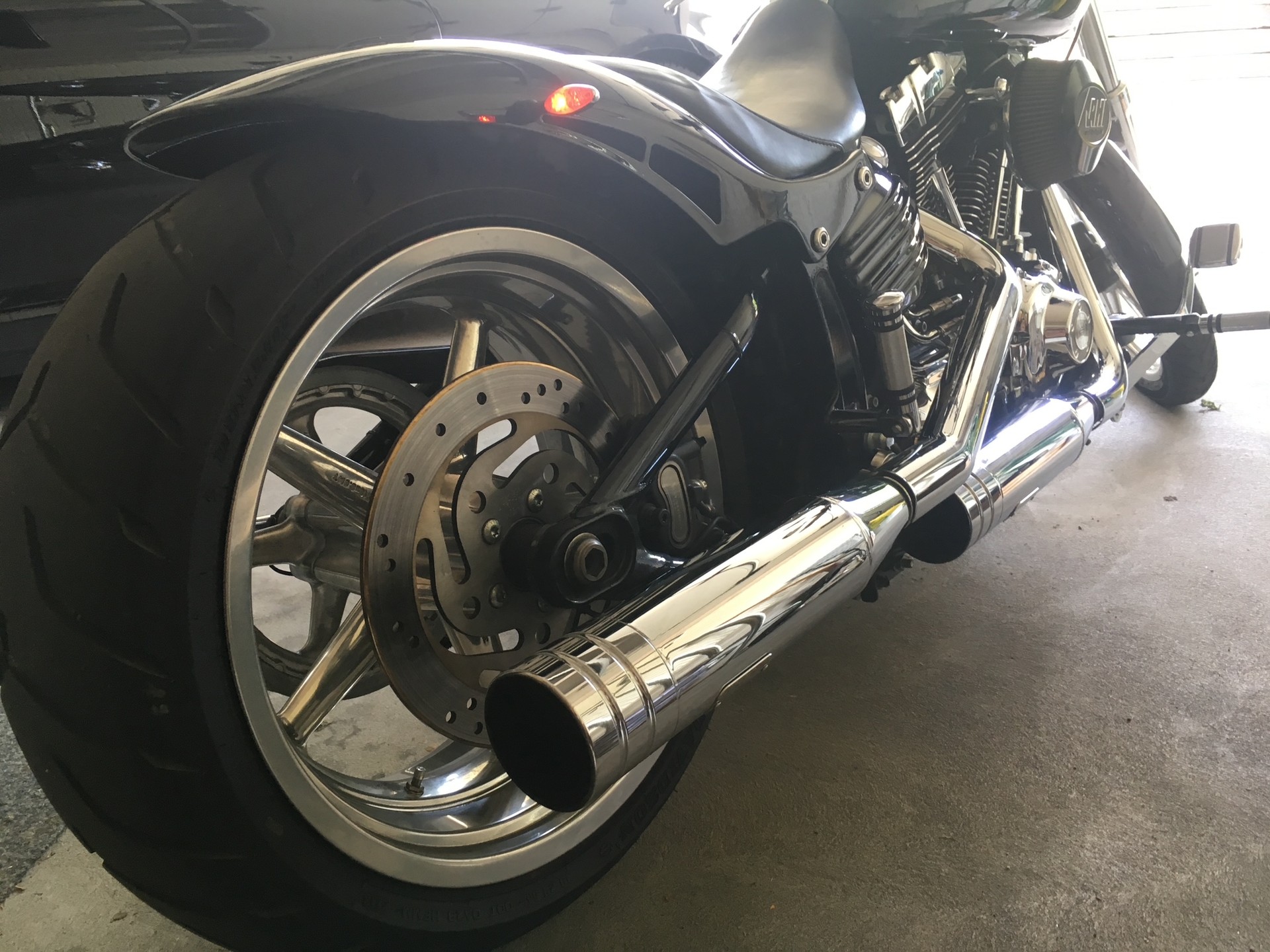 HARLEY-DAVIDSON FXCWC Rocker C ABS-image-7