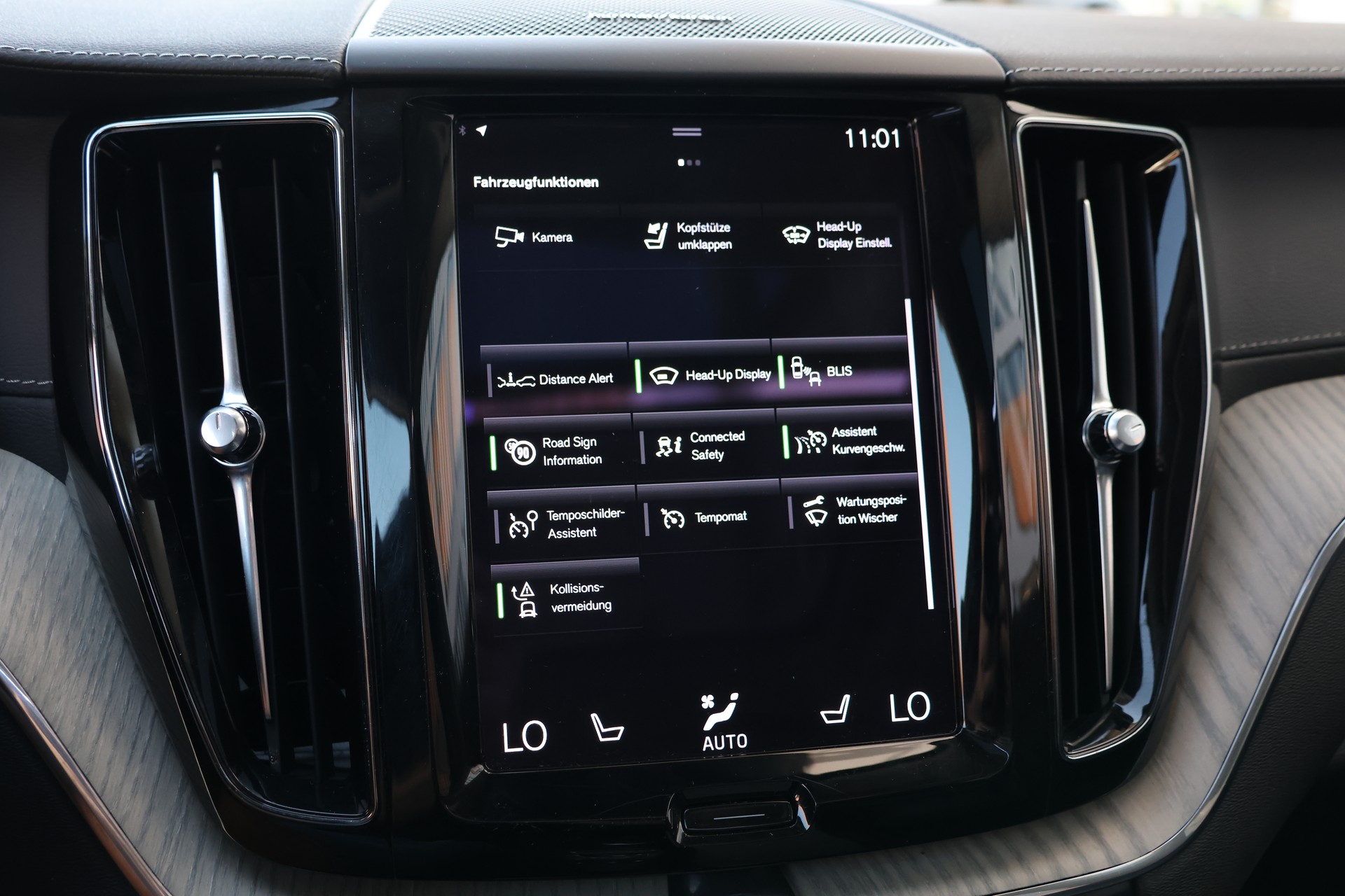 VOLVO XC60 T8 eAWD Inscription Geartronic (CH)-image-23
