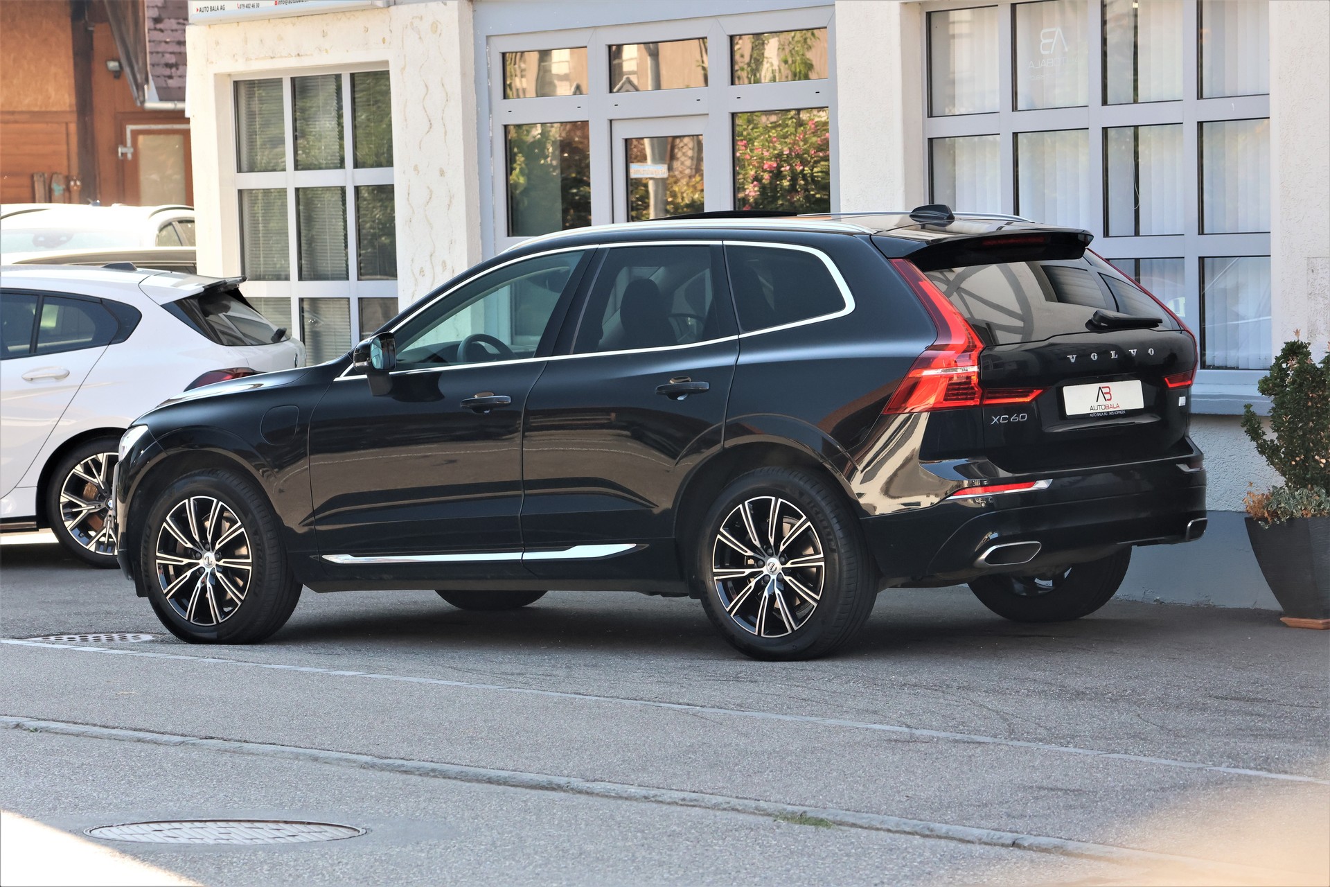 VOLVO XC60 T8 eAWD Inscription Geartronic (CH)-image-4