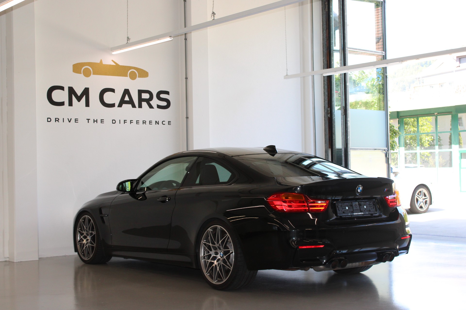 BMW M4 Competition Coupé DKG-image-5