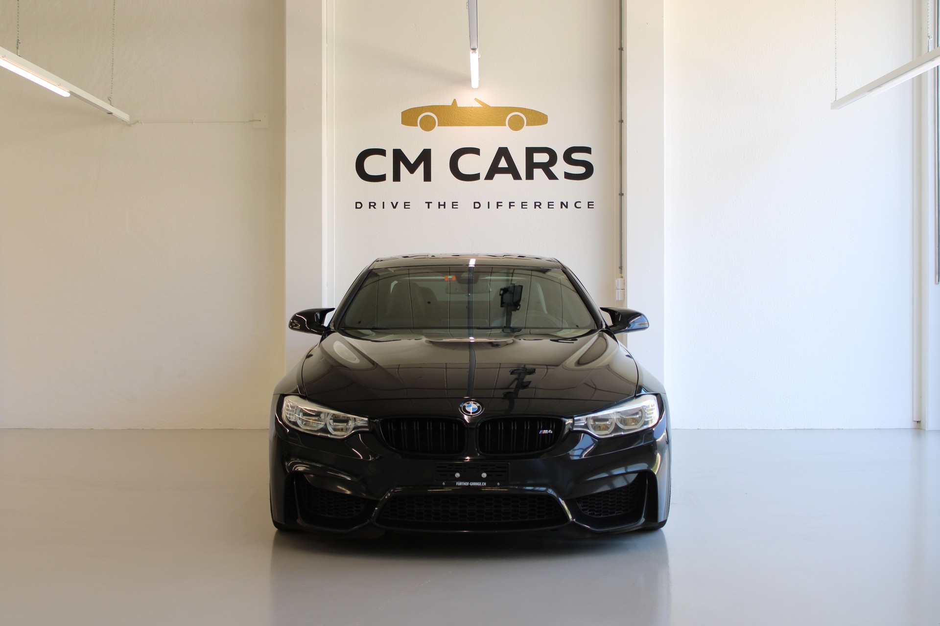 BMW M4 Competition Coupé DKG-showroom-element-1
