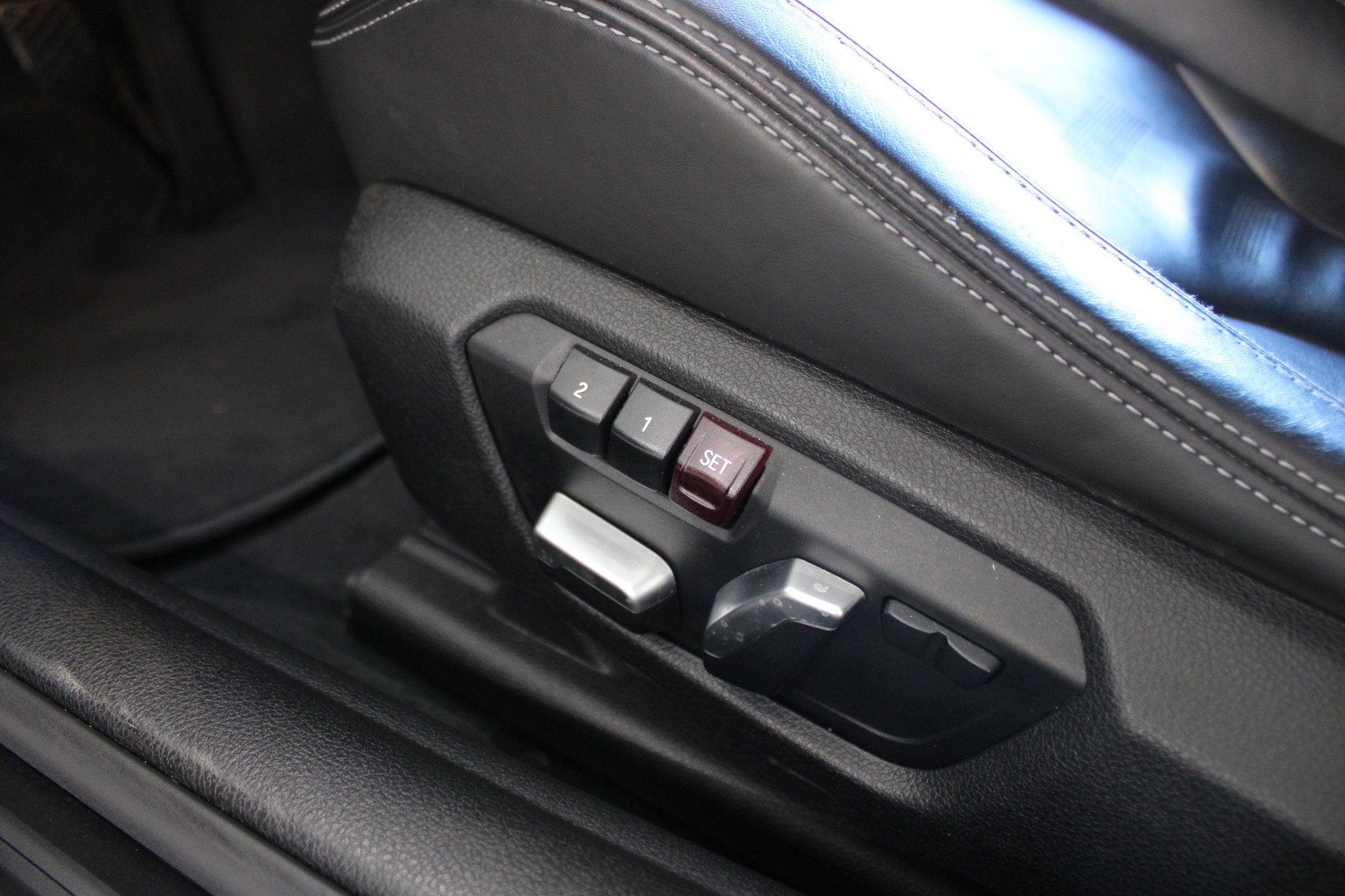 BMW M4 Competition Coupé DKG-image-14