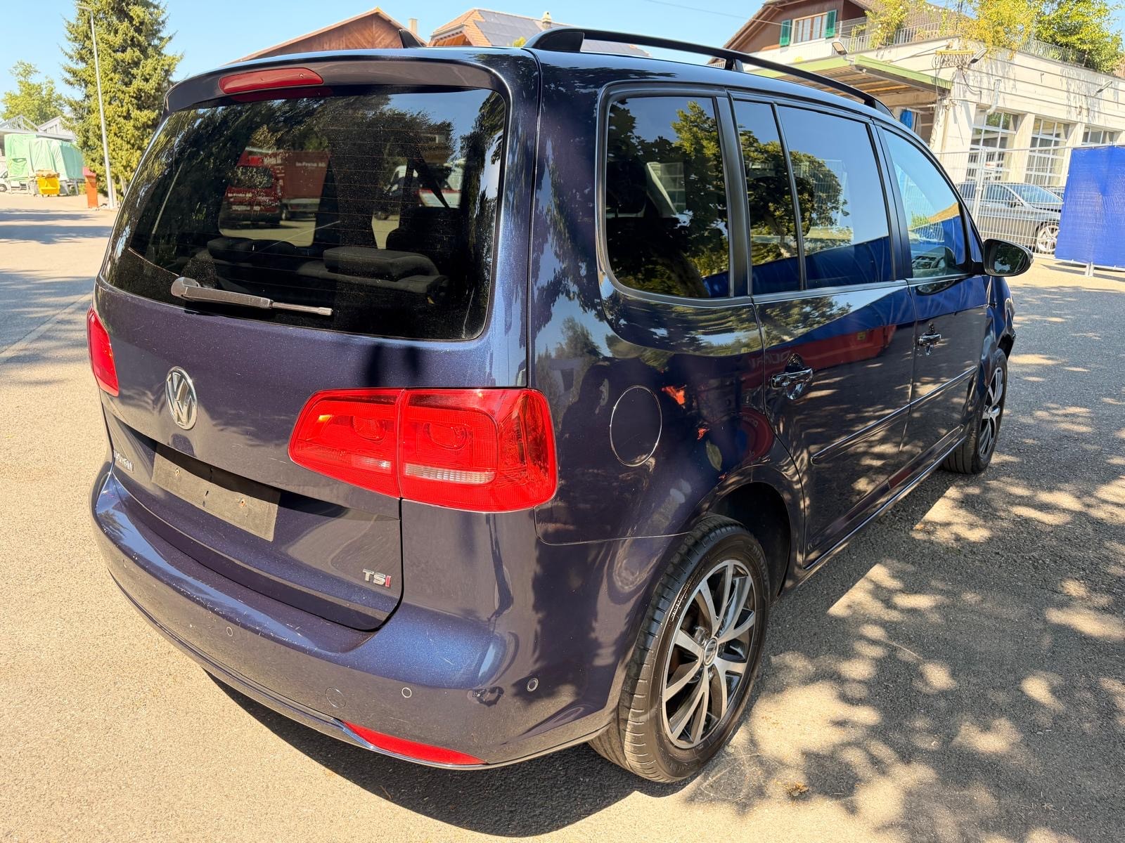 VW Touran 1.4 TSI Comfortline 7 Plätze-image-4