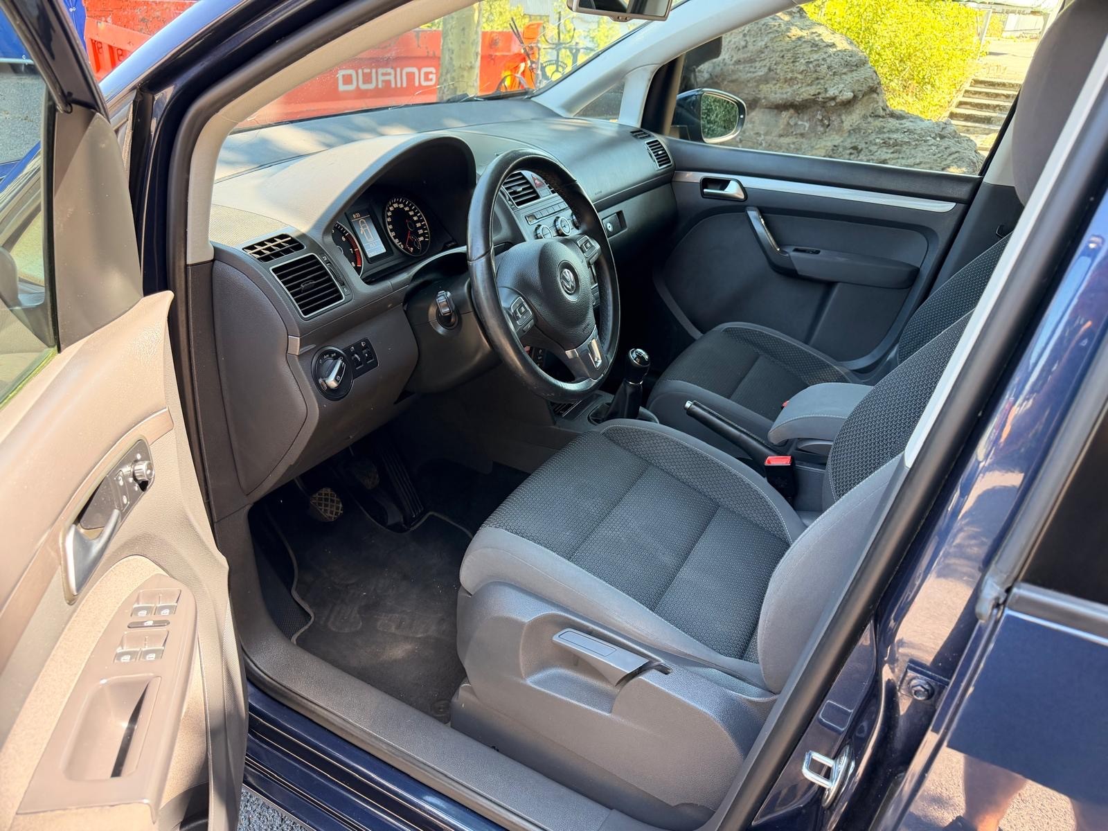 VW Touran 1.4 TSI Comfortline 7 Plätze-image-9