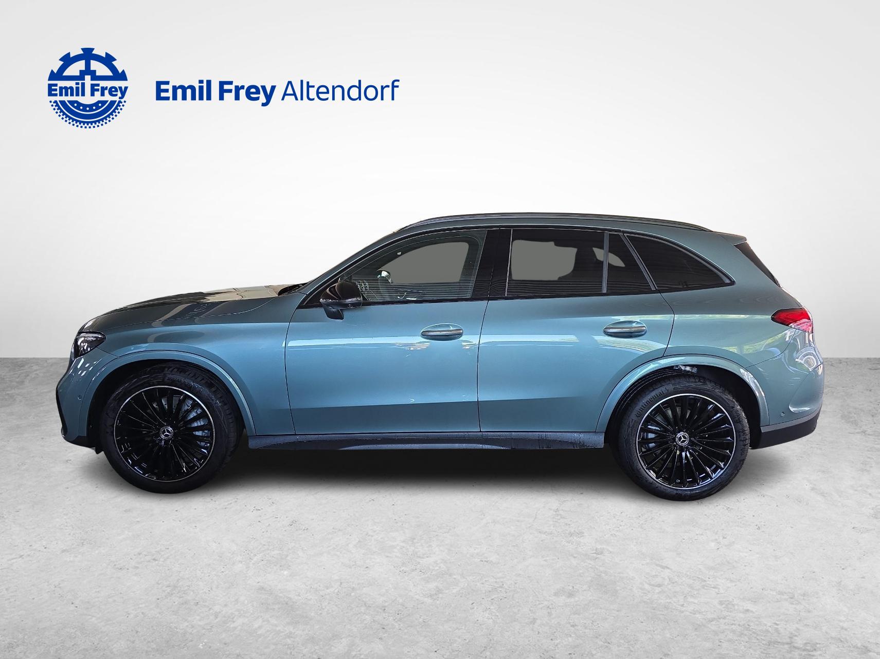 MERCEDES-BENZ GLC 300 4MATIC AMG Line-showroom-element-1