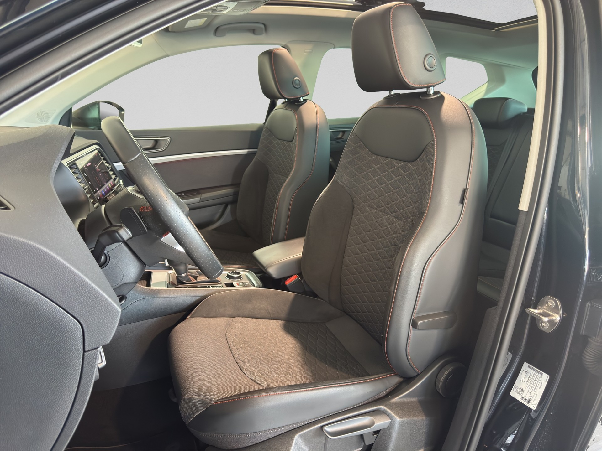 SEAT Ateca 1.5 TSI EVO DSG FR-image-8