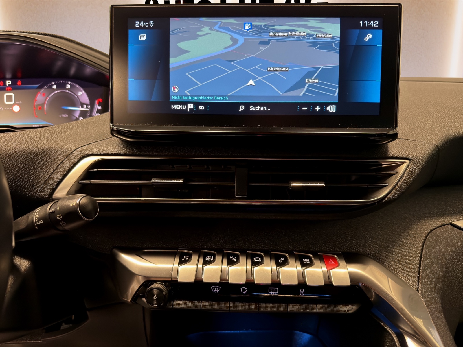 PEUGEOT 5008 1.5 BlueHDi Road Trip EAT8-image-11