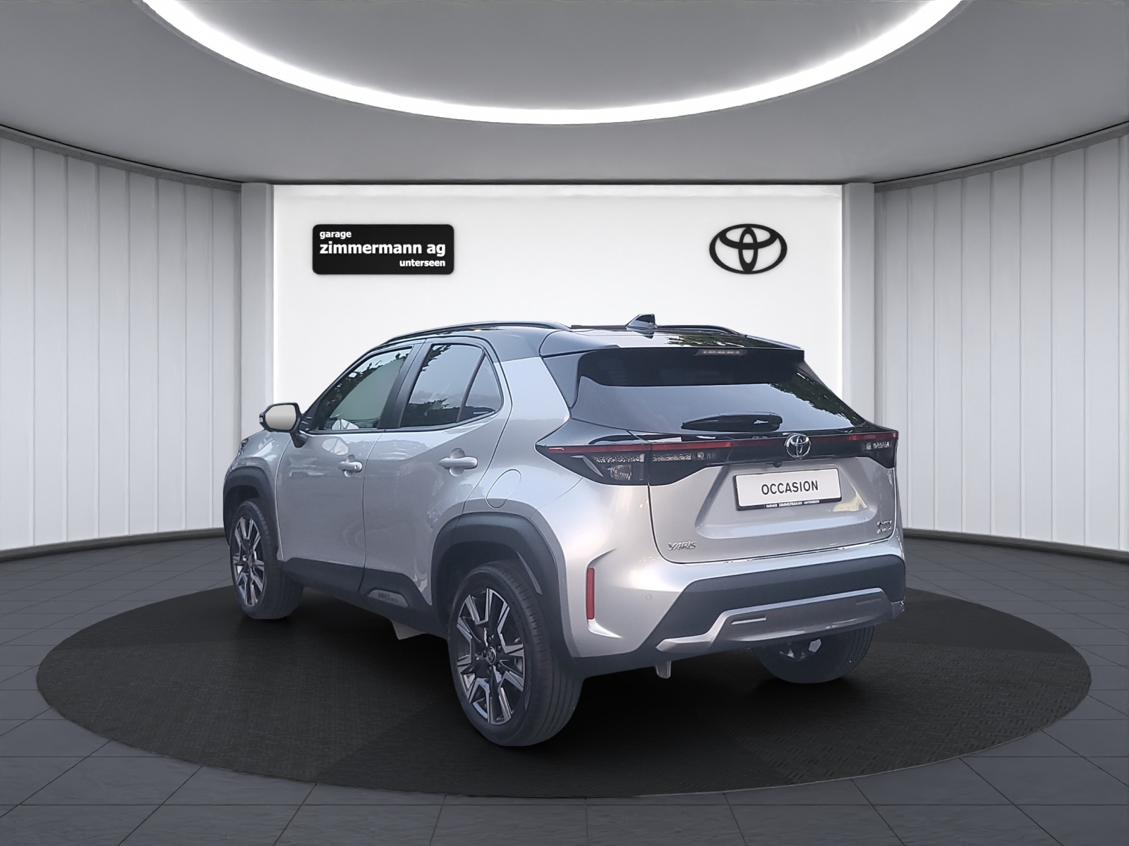 TOYOTA Yaris Cross 1.5 VVT-i HSD Premiere Edition AWD-i-image-8