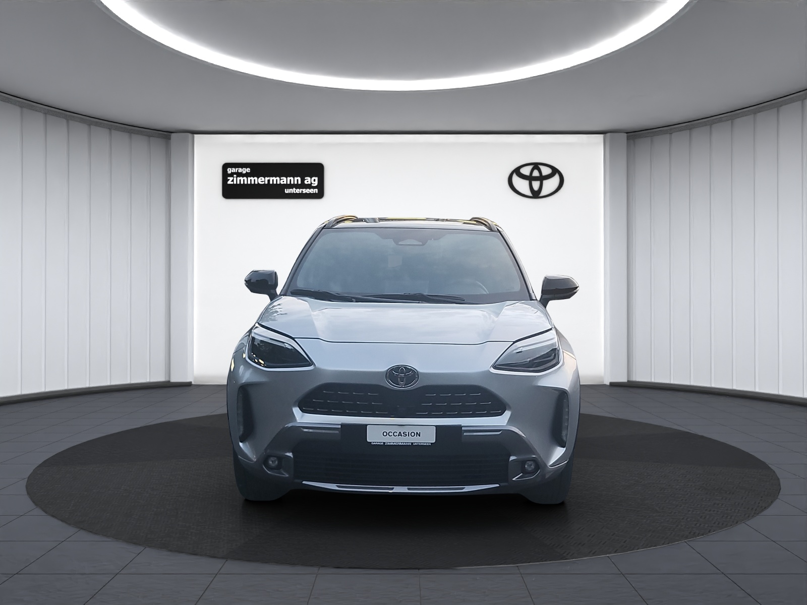 TOYOTA Yaris Cross 1.5 VVT-i HSD Premiere Edition AWD-i-showroom-element-1