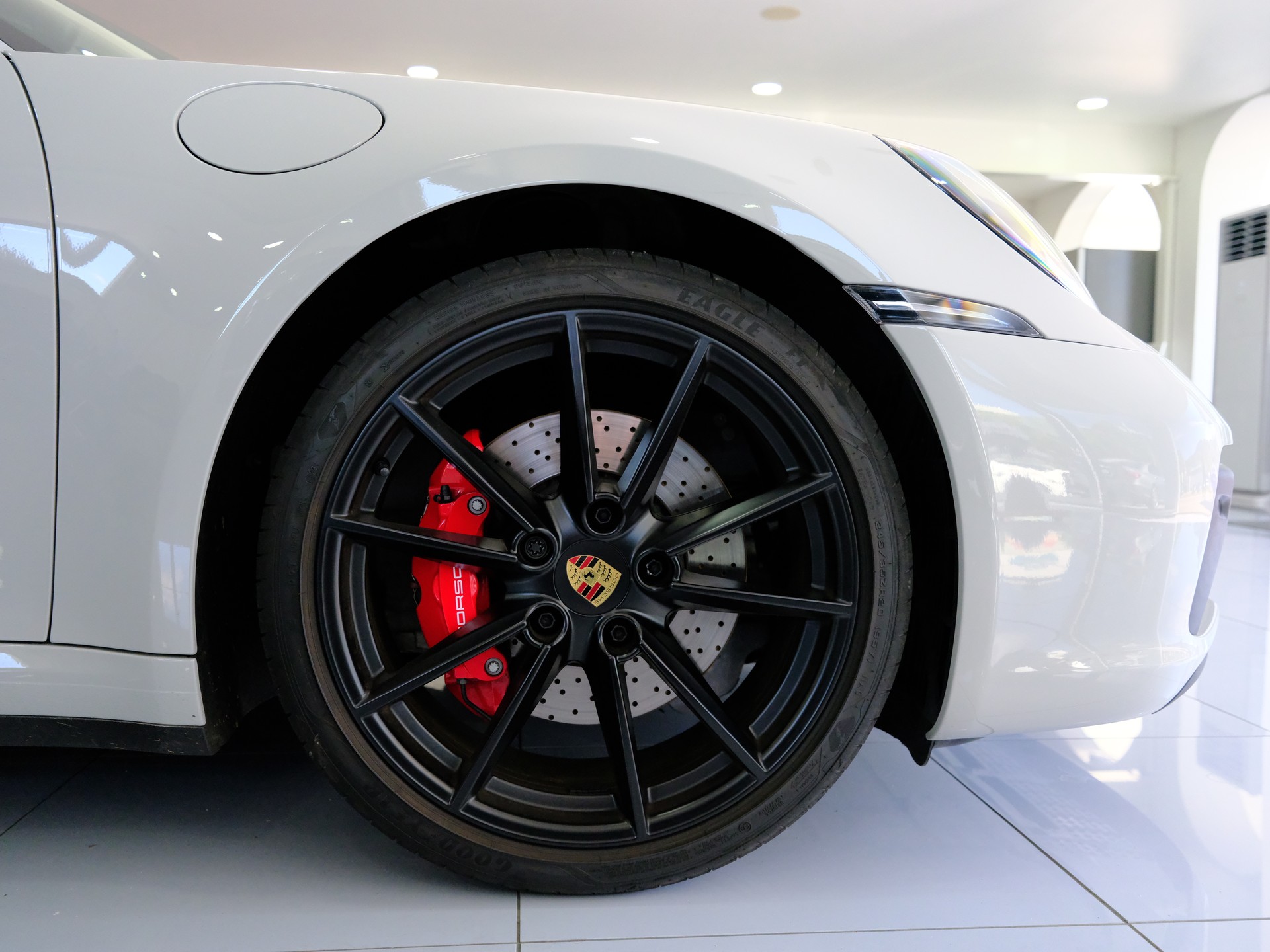 PORSCHE 911 Carrera S Cabriolet PDK *Porsche approved bis 2027* *Bose* *360 Kamera*-image-12