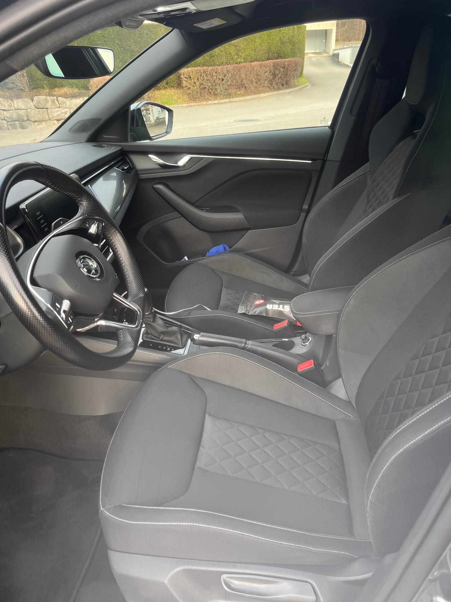SKODA 1.5 TSI Style DSG-image-8