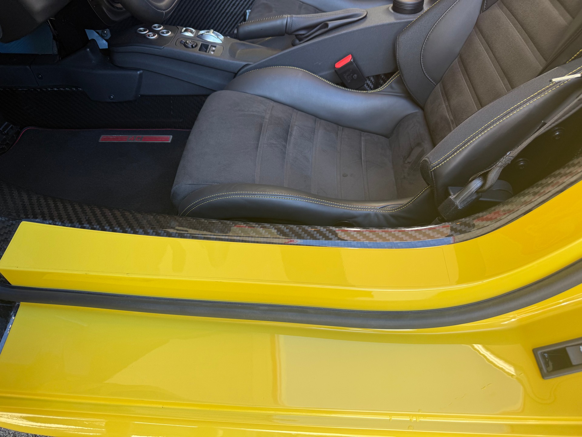 ALFA ROMEO 4C Spider 1750 TBi TCT-image-8