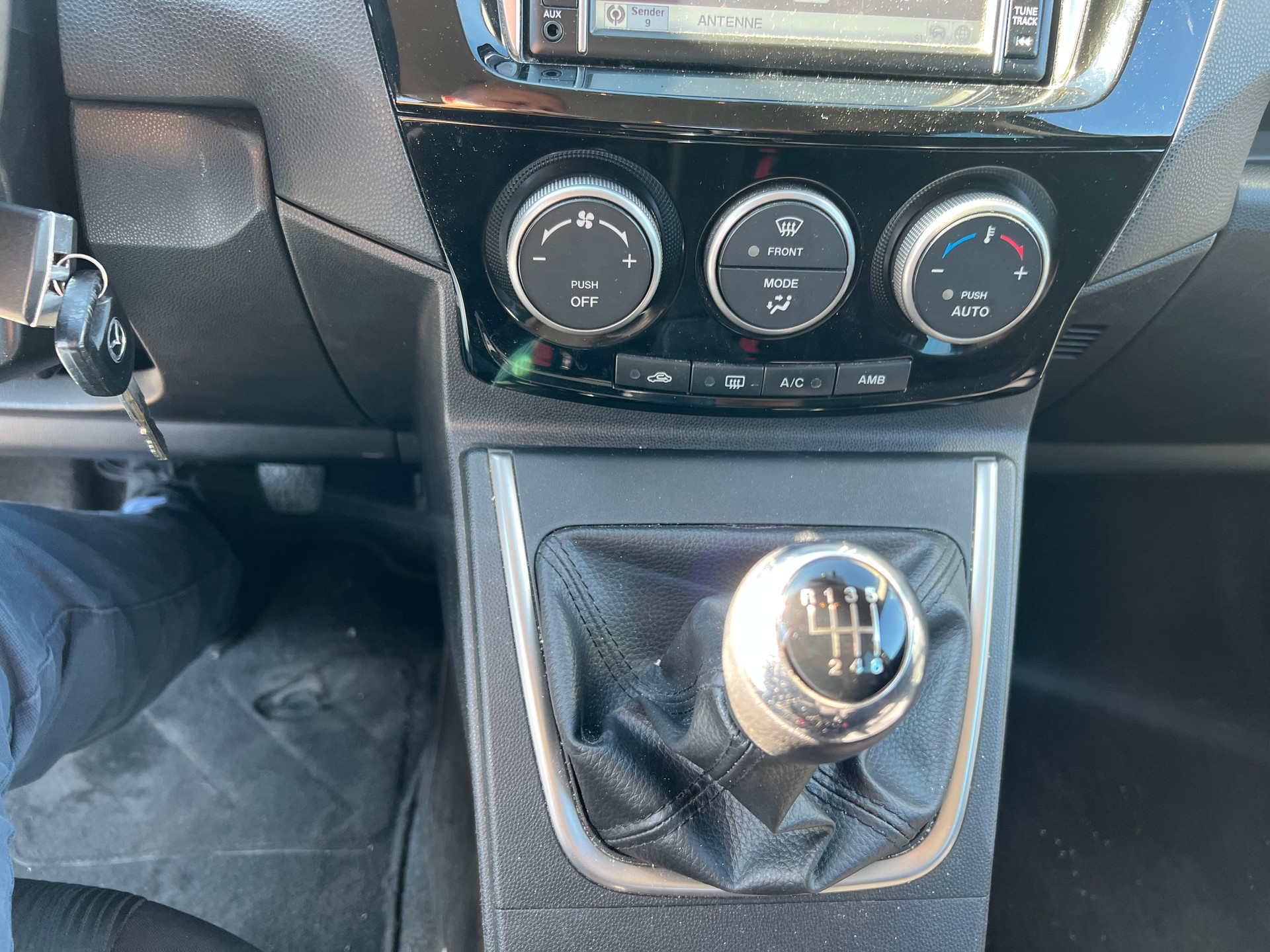 MAZDA 5 2.0 16V Exclusive-image-23