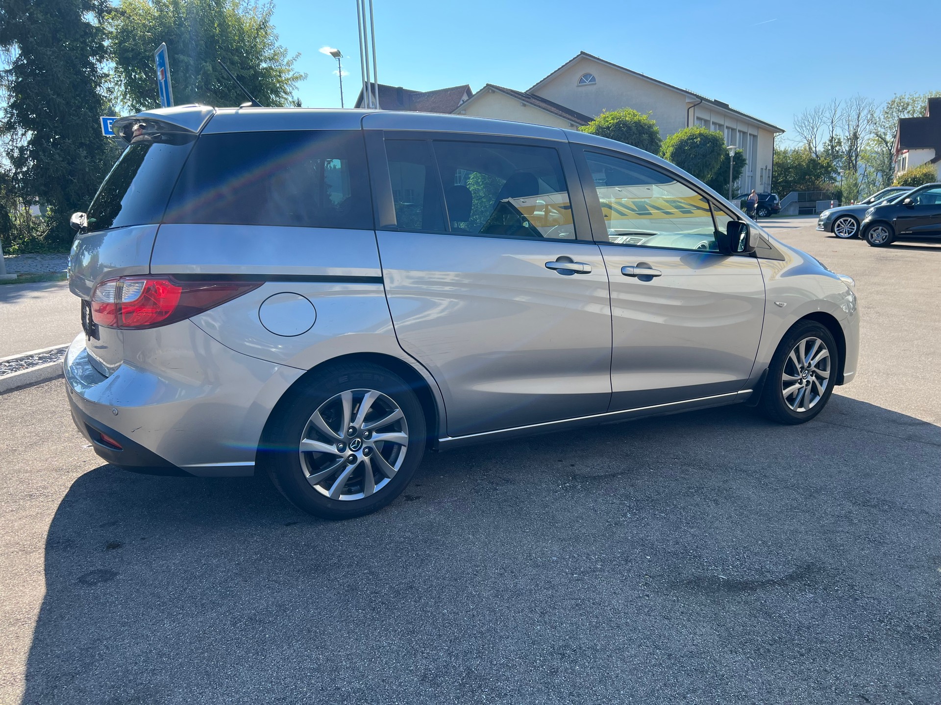 MAZDA 5 2.0 16V Exclusive-image-8