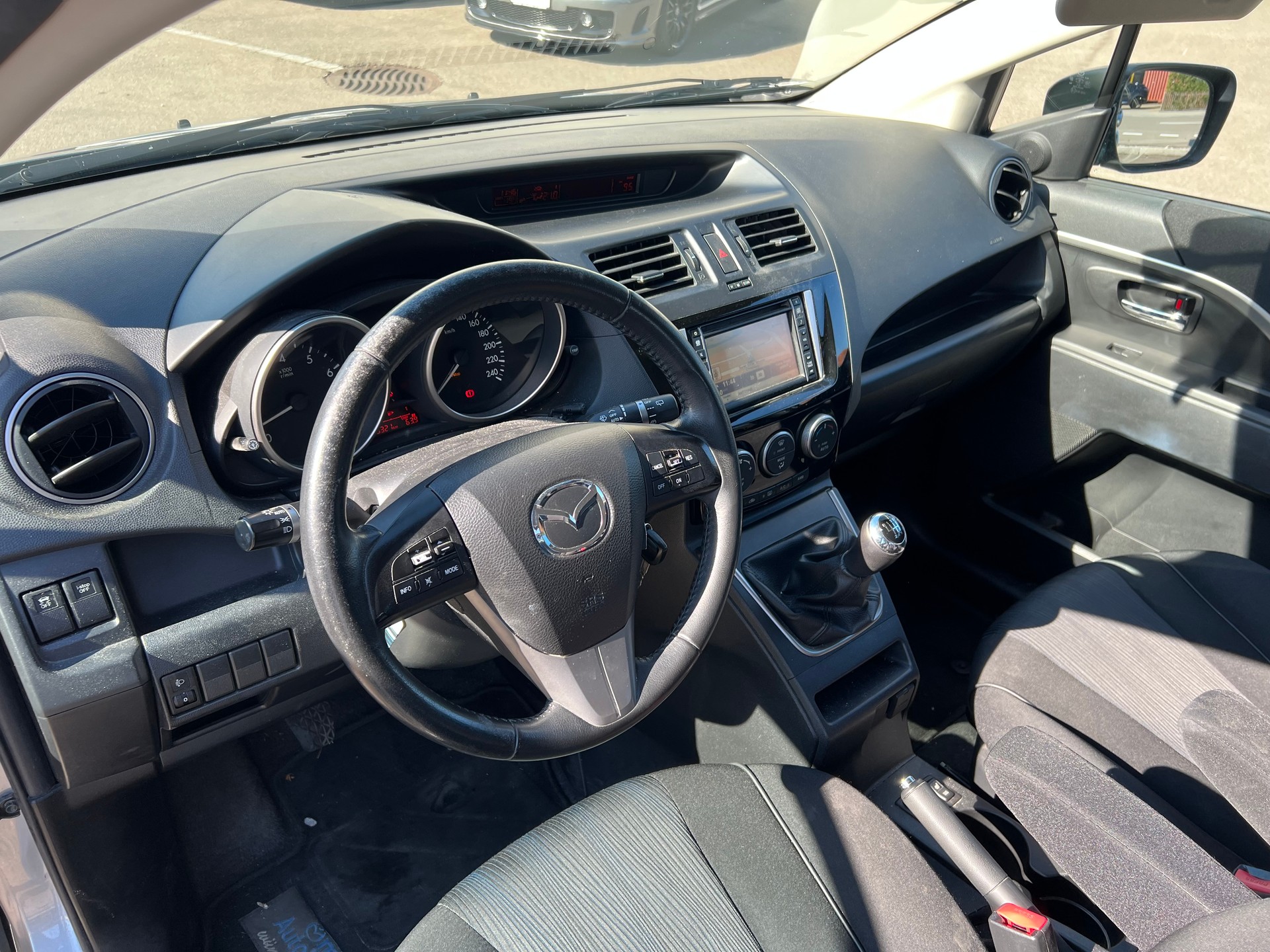 MAZDA 5 2.0 16V Exclusive-image-27