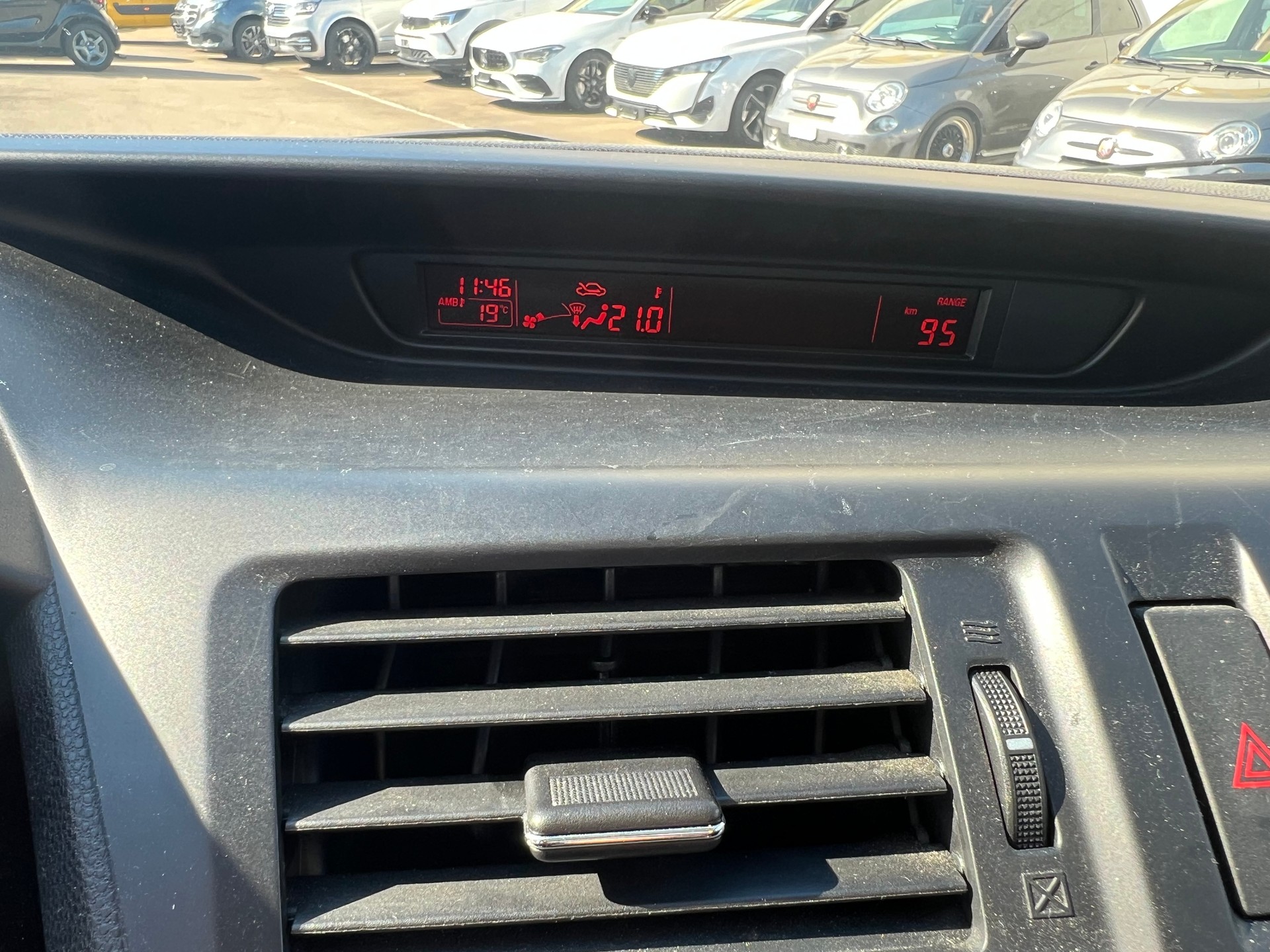 MAZDA 5 2.0 16V Exclusive-image-25