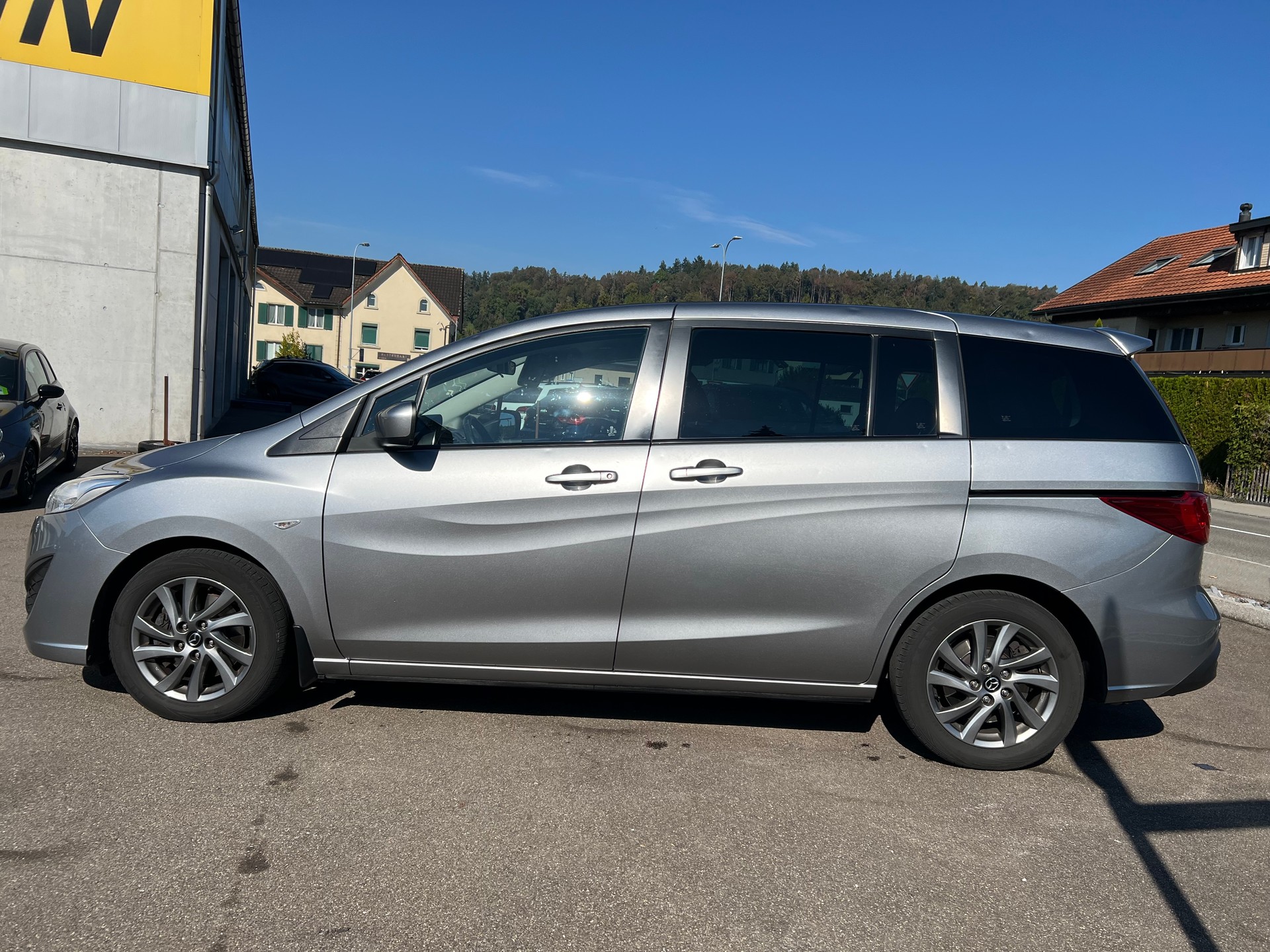 MAZDA 5 2.0 16V Exclusive-image-12